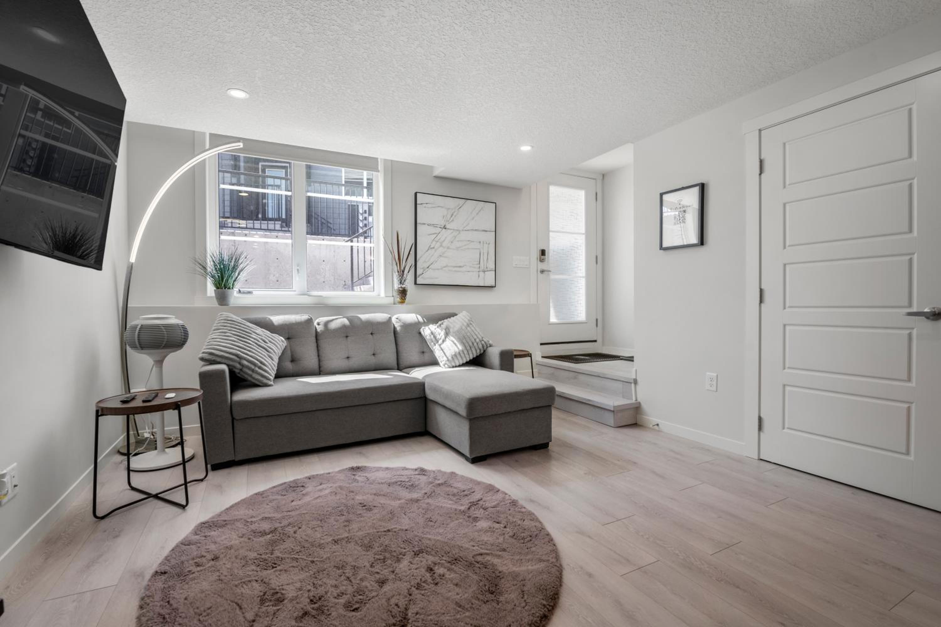 Cozy Rockland Park Unit+Parking