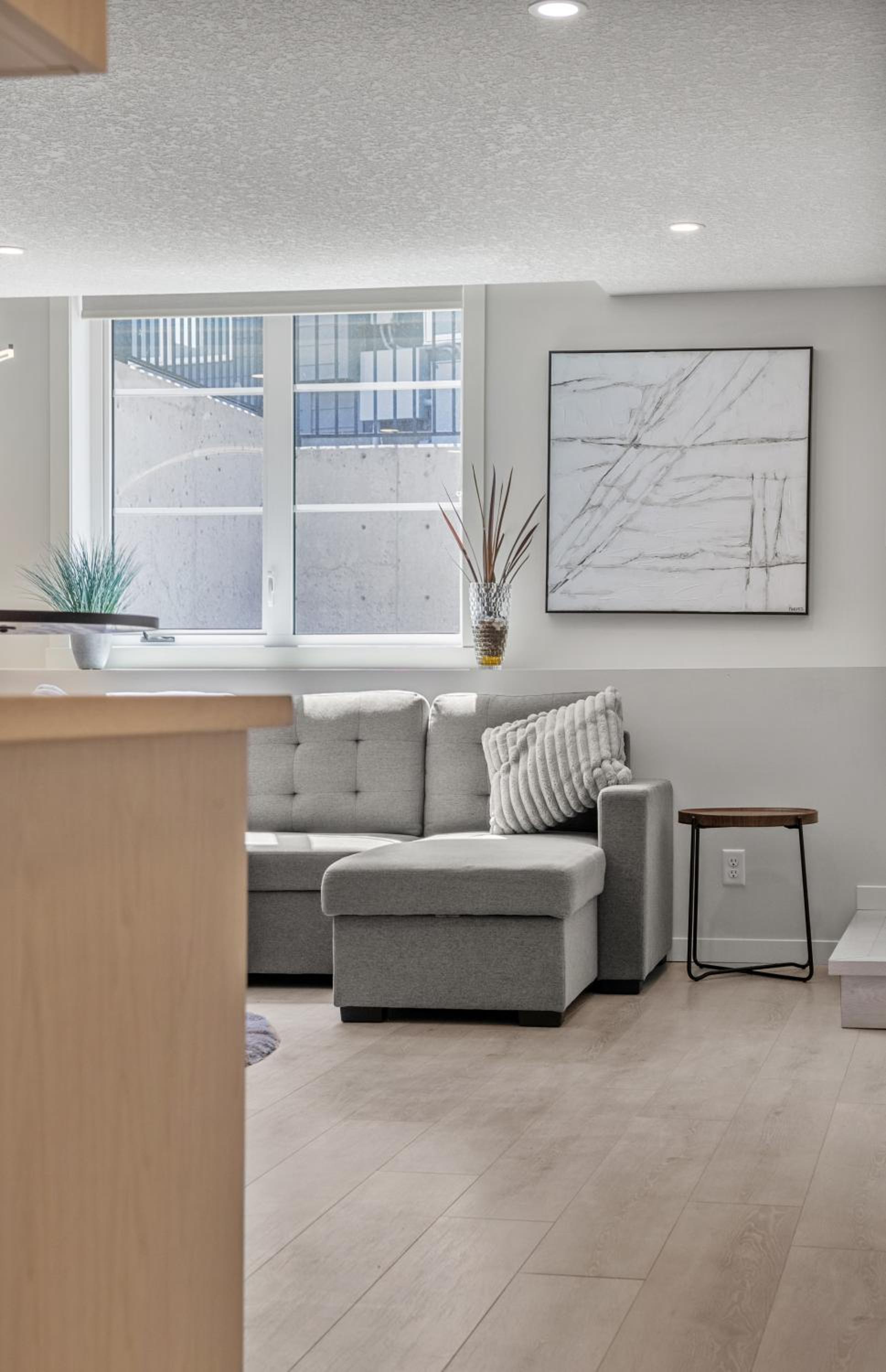 Cozy Rockland Park Unit+Parking