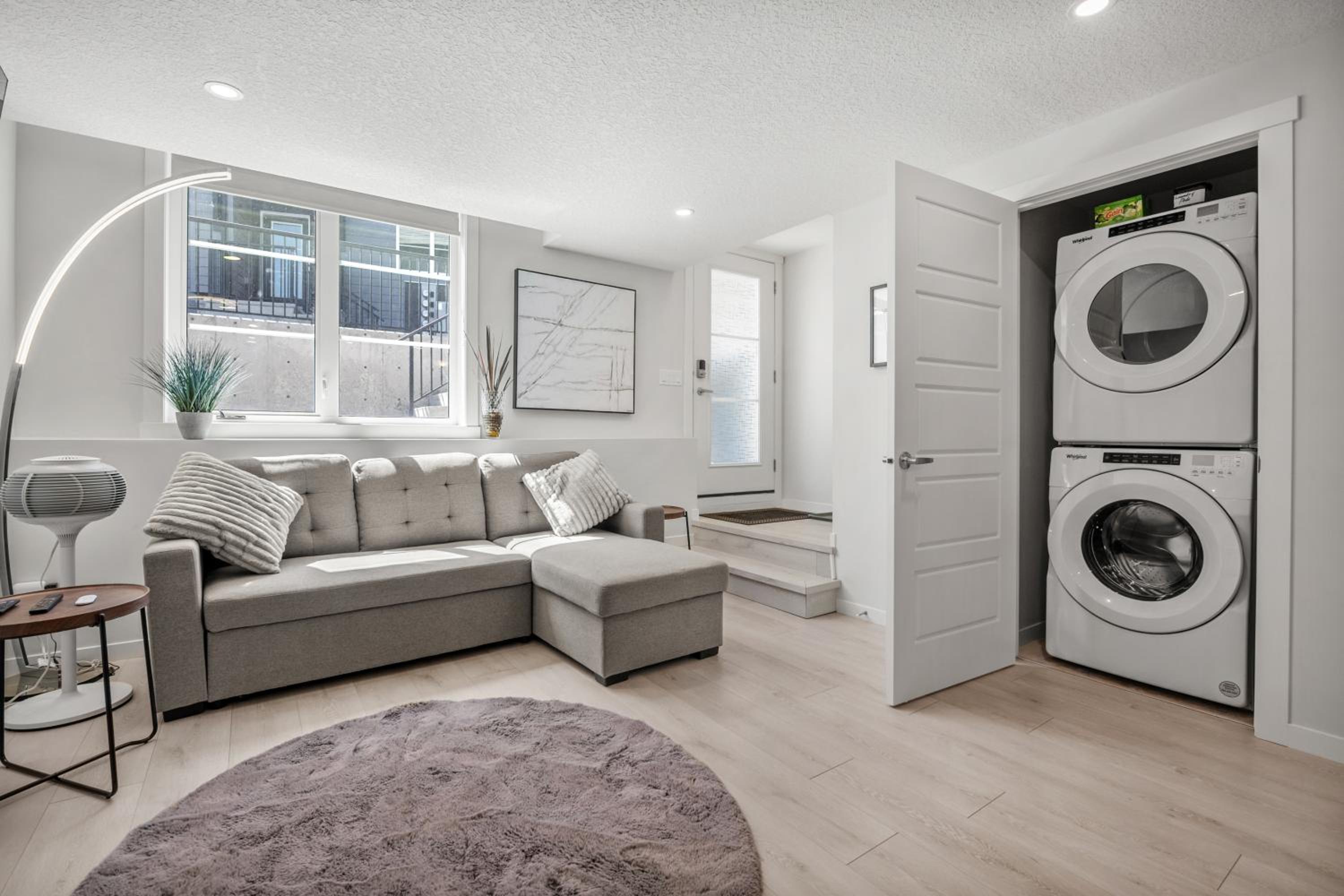 Cozy Rockland Park Unit+Parking
