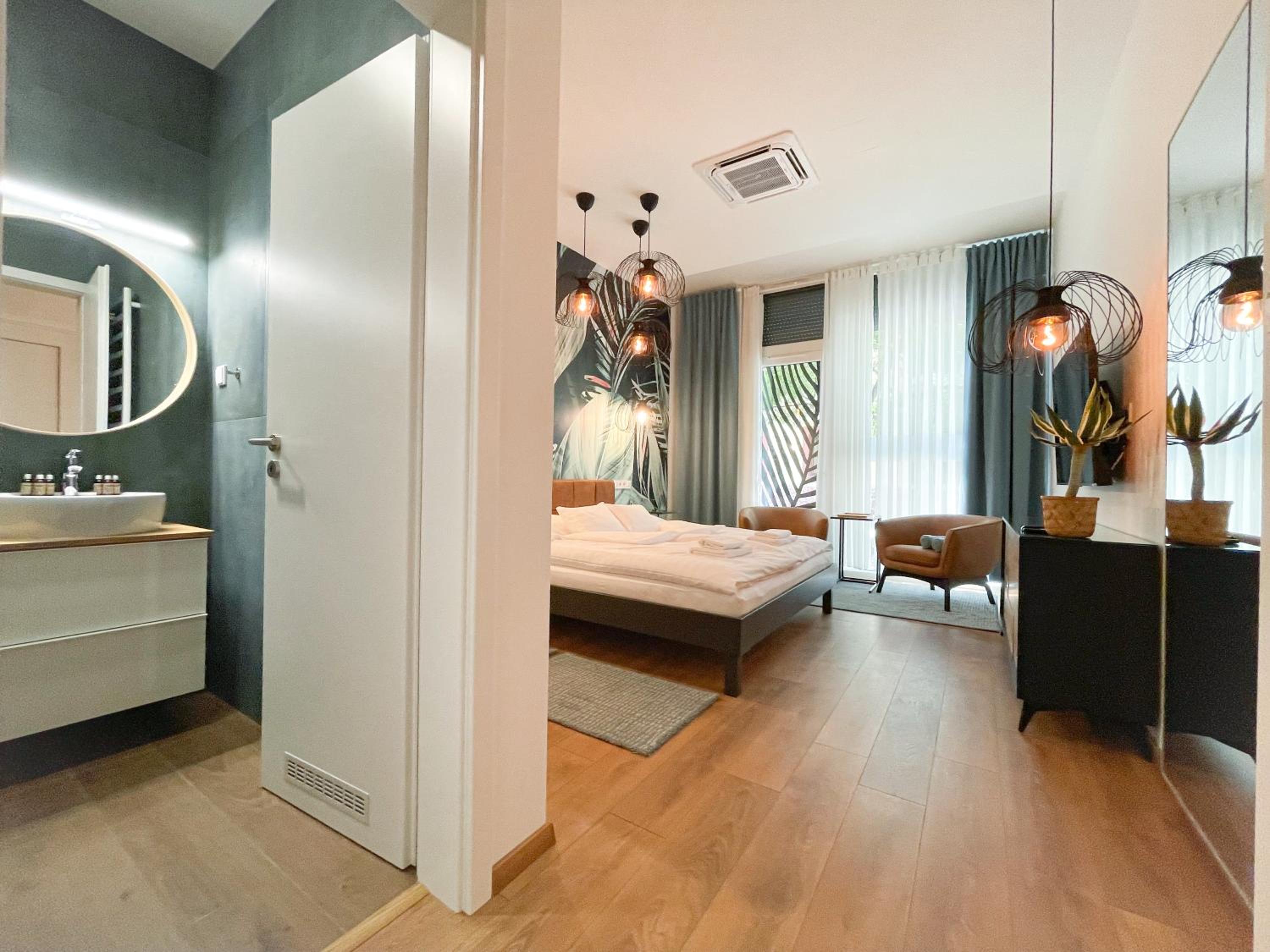 hotel room