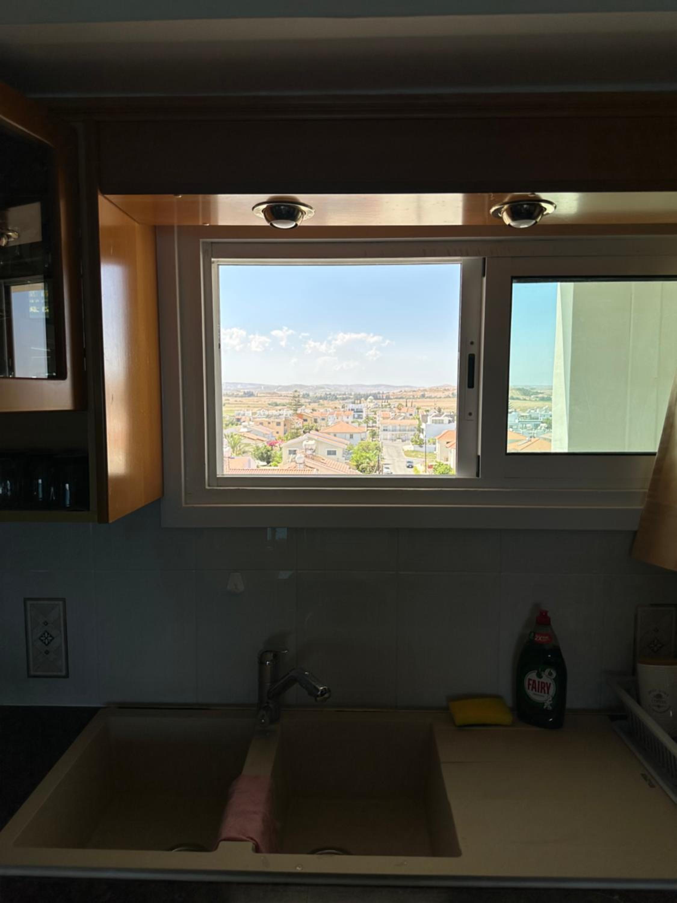 GARNET Beach Apartment