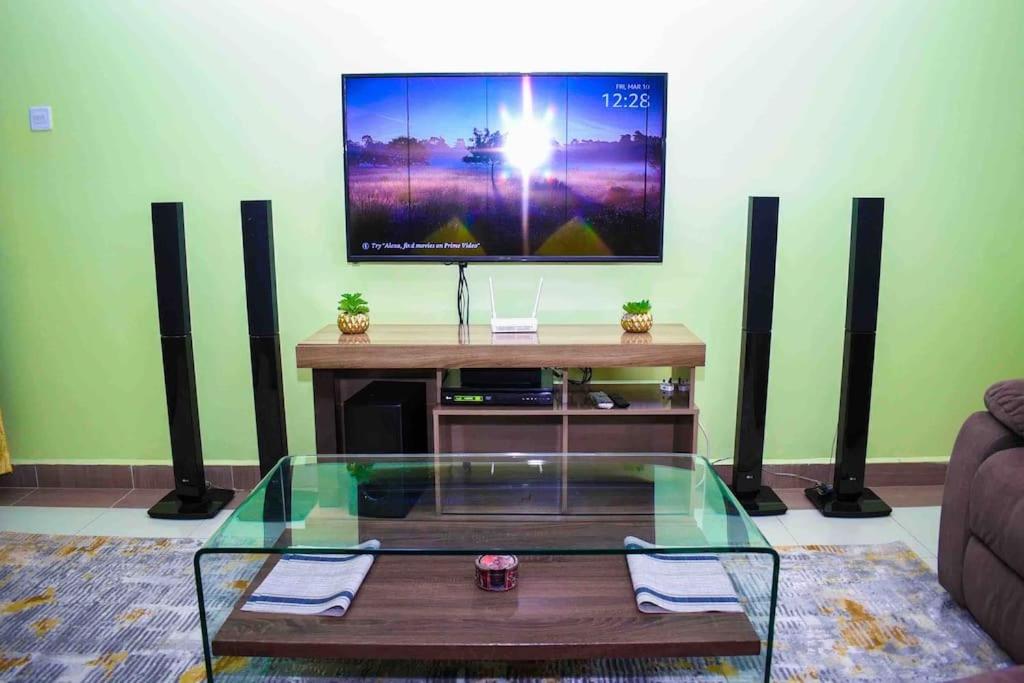 Exquisite 1BR located in Garden Estate, Thome, Thika Rd, Nairobi view 4