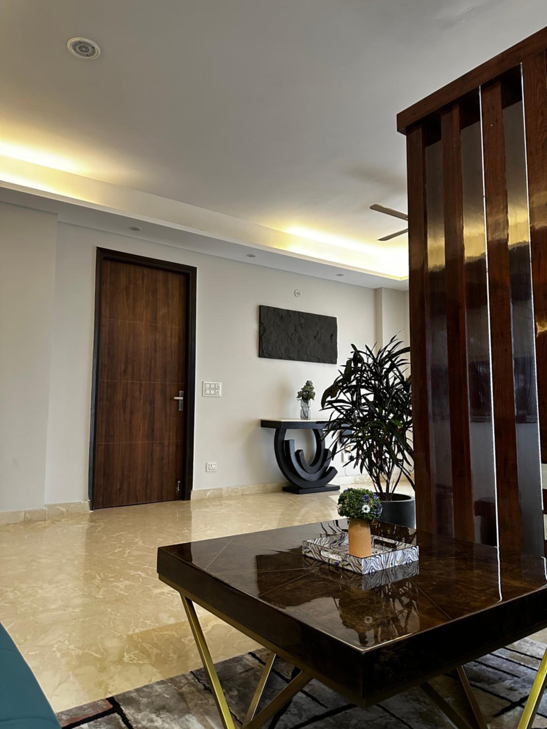 The Pad w terrace on Golf Course Rd view 5