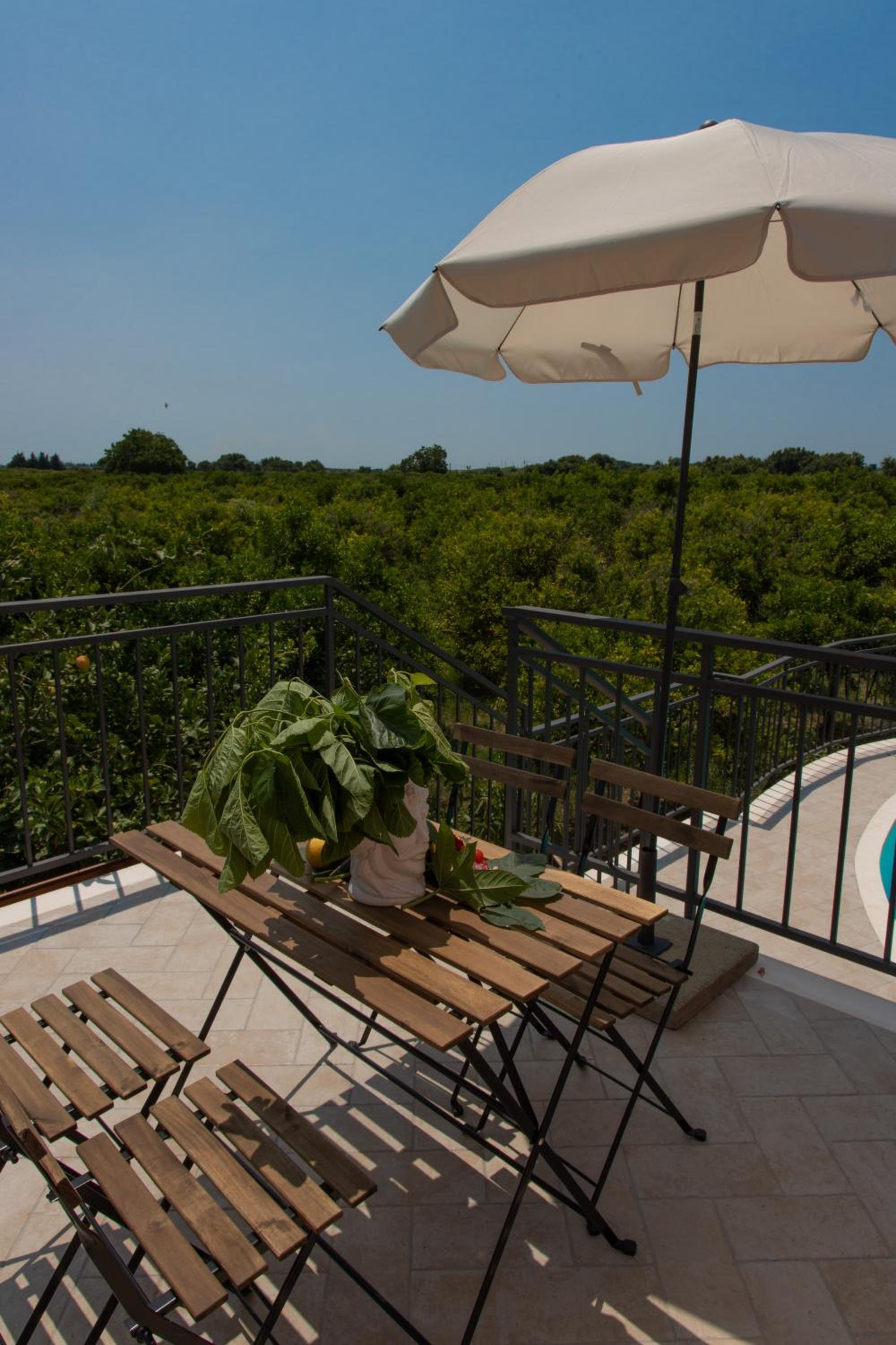 Villa Tatai Country House by Dimore Trinacria view 3