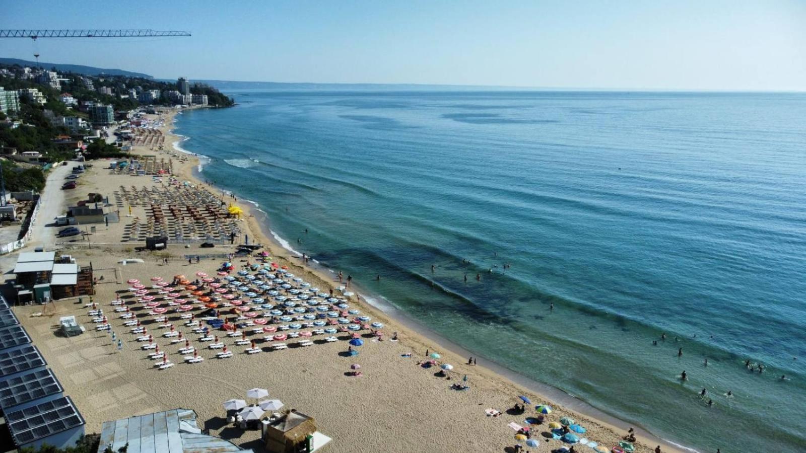 Ваканционни къщи'На брега' Holiday houses ON THE COAST