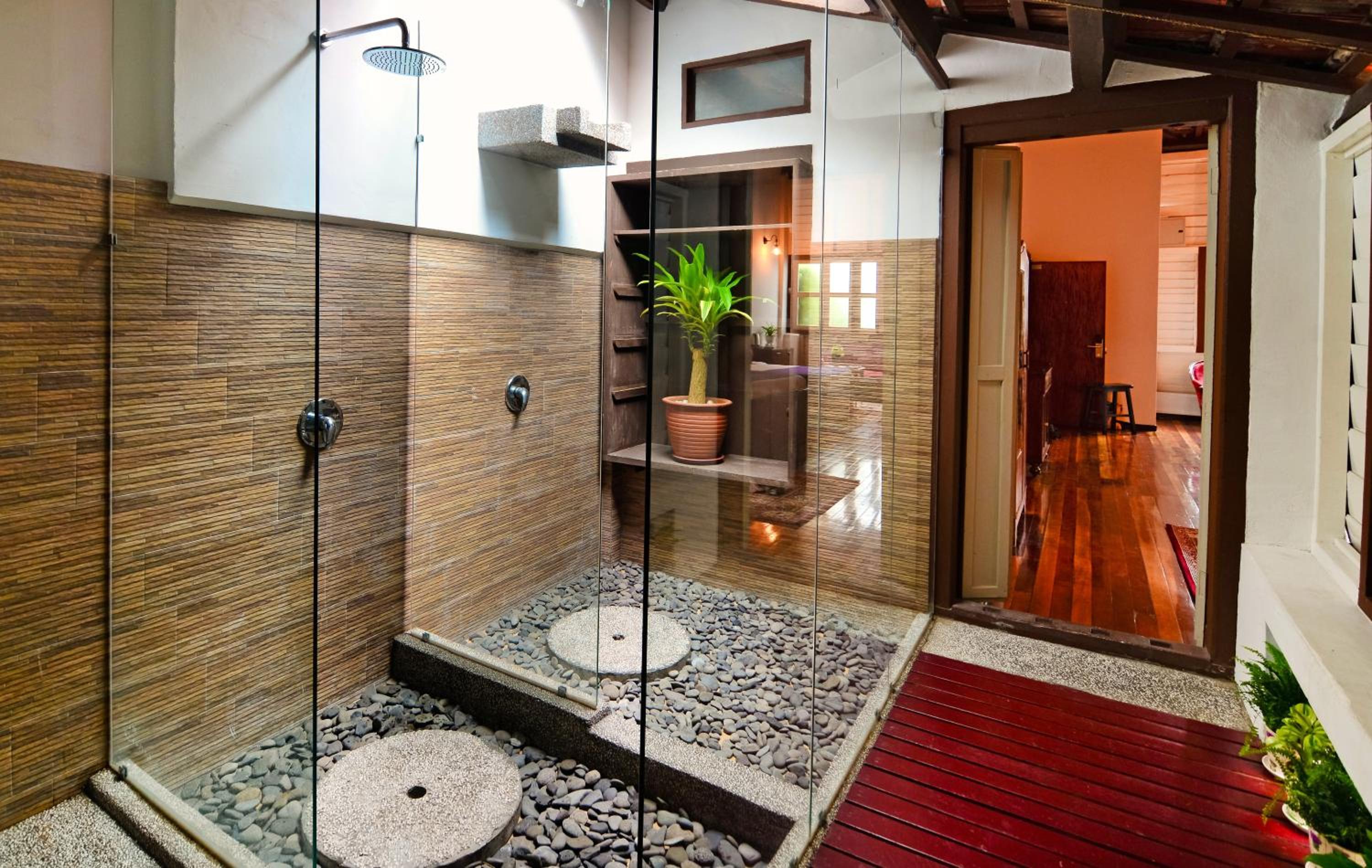 Sarang Paloh Heritage Stay