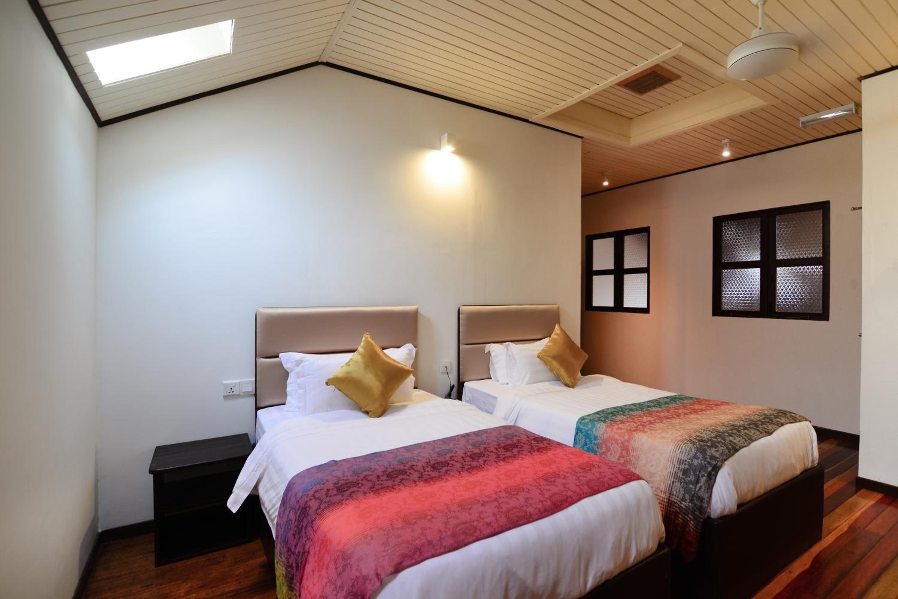 Sarang Paloh Heritage Stay