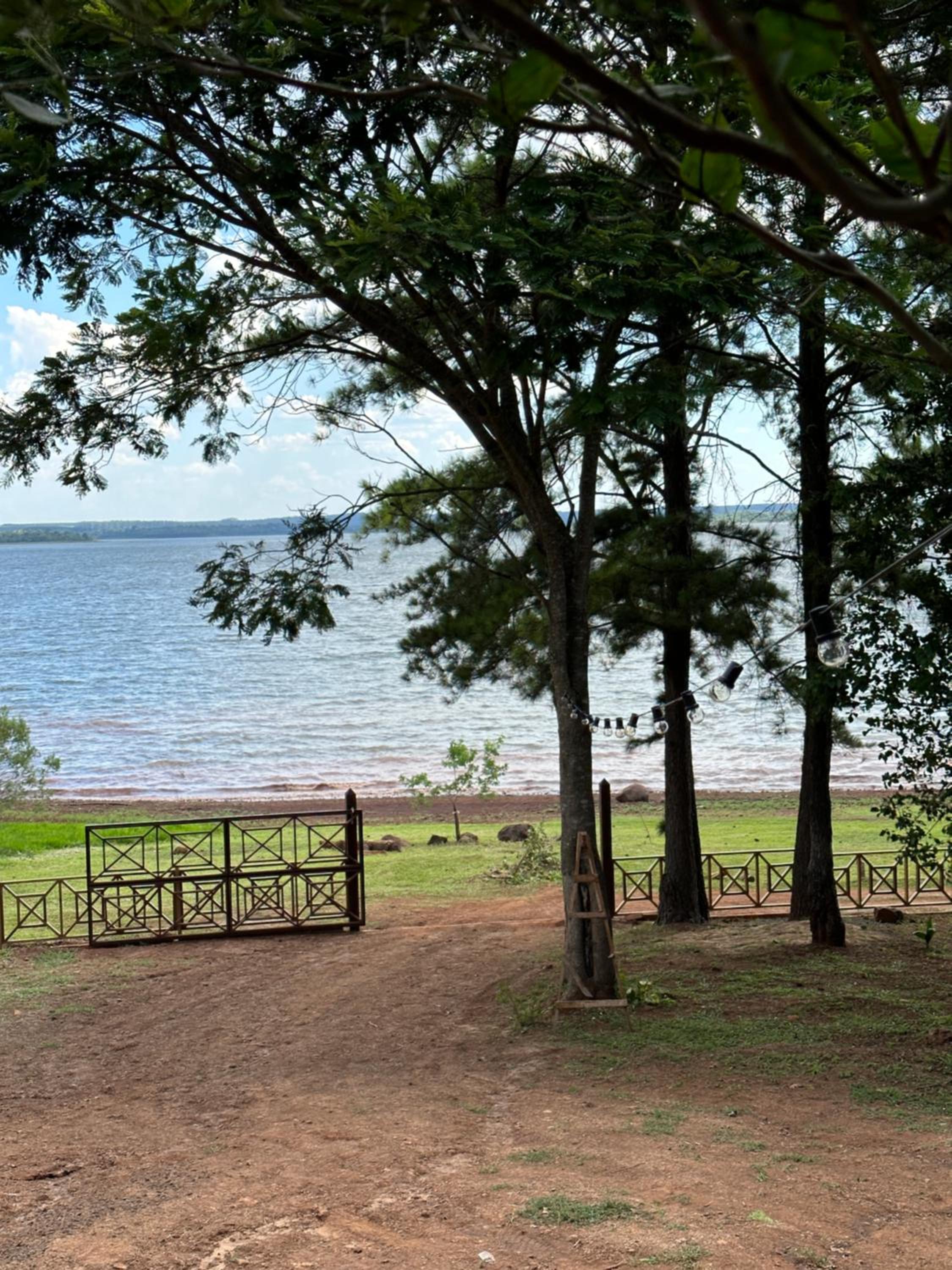 Blusky Lodge