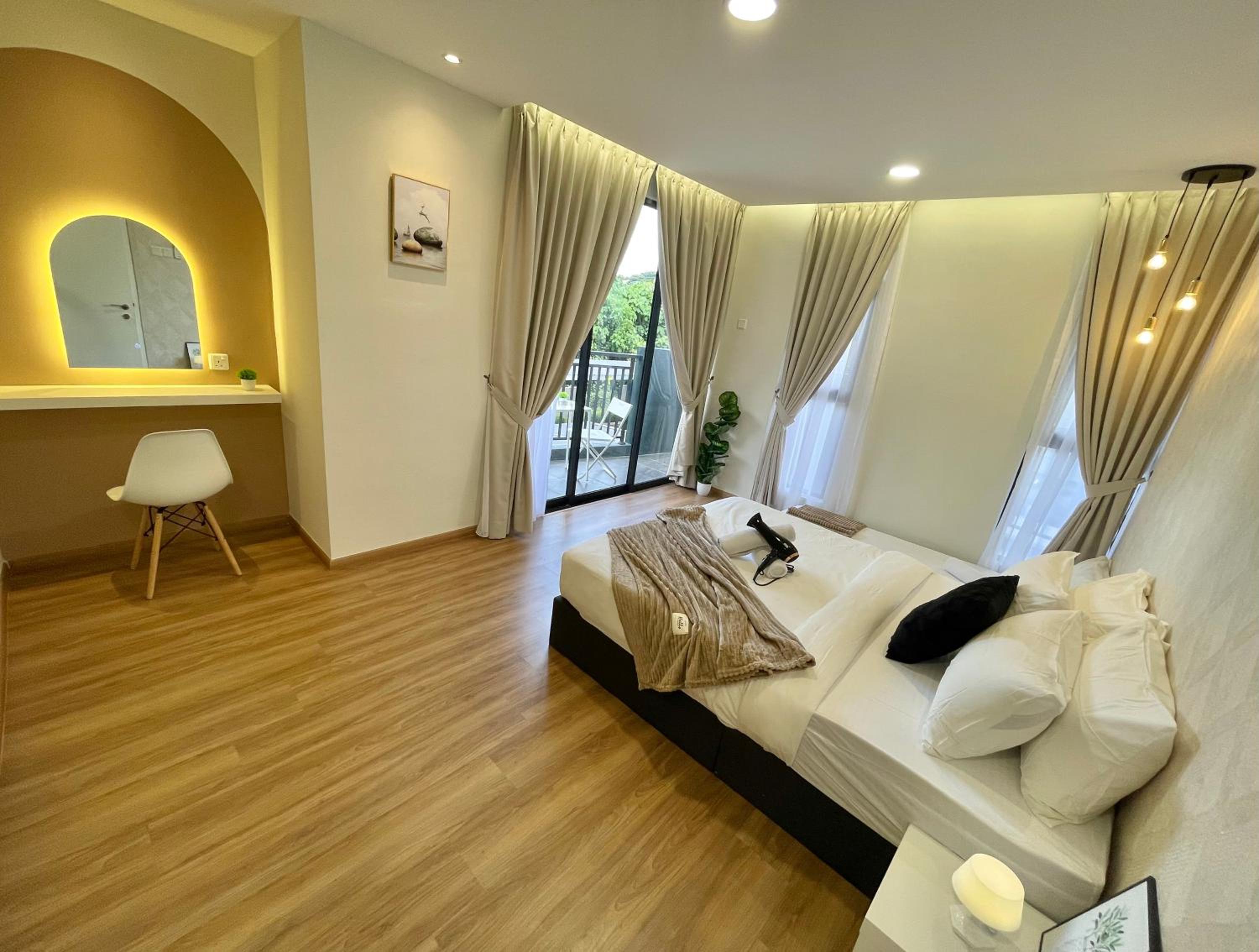 Ipoh Waterpark The Cove Duplex 13pax 3Br 4bathroom 2parking by IWH photo 2