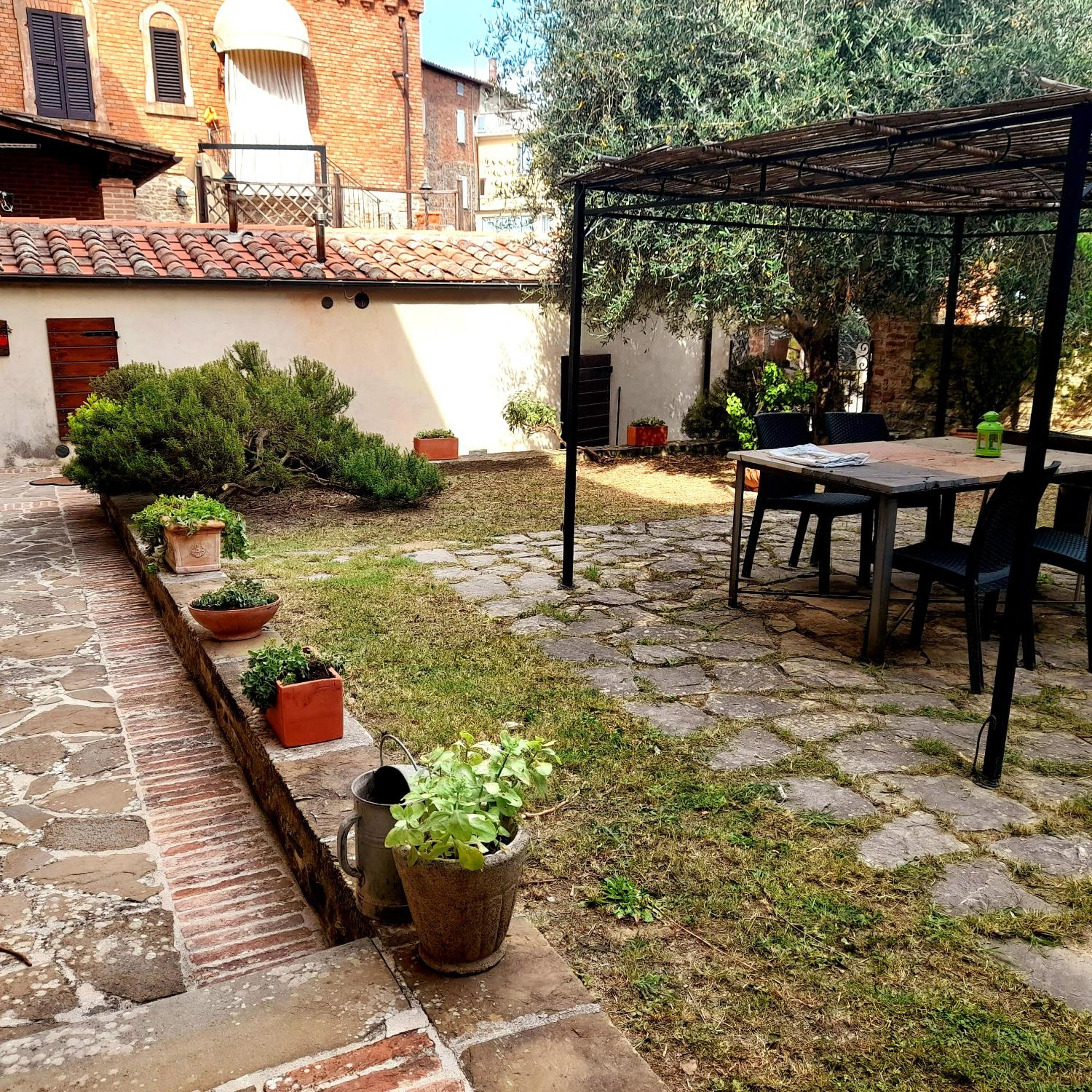"Il Pollaio" guests house view 3