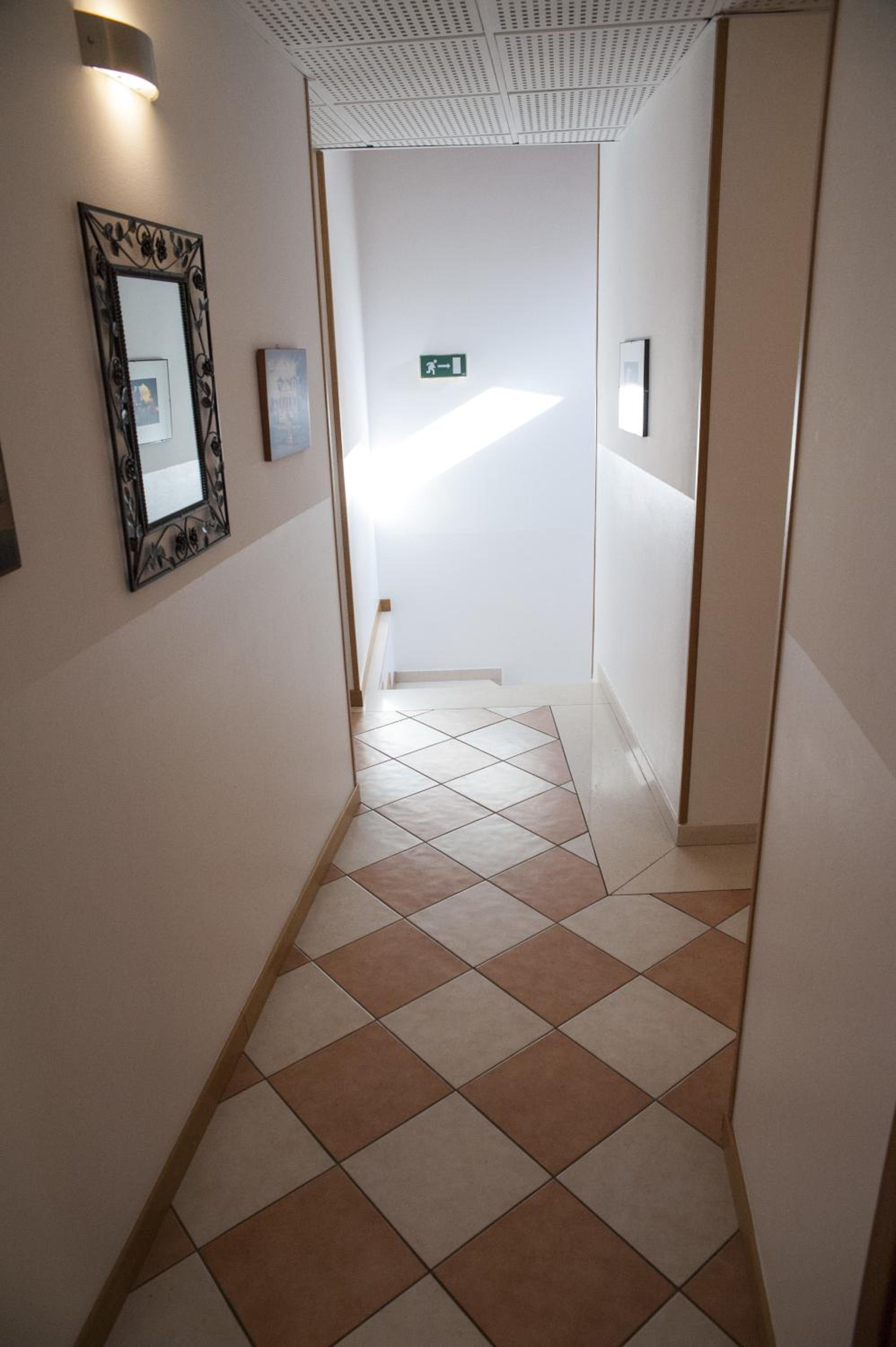 Photo 31