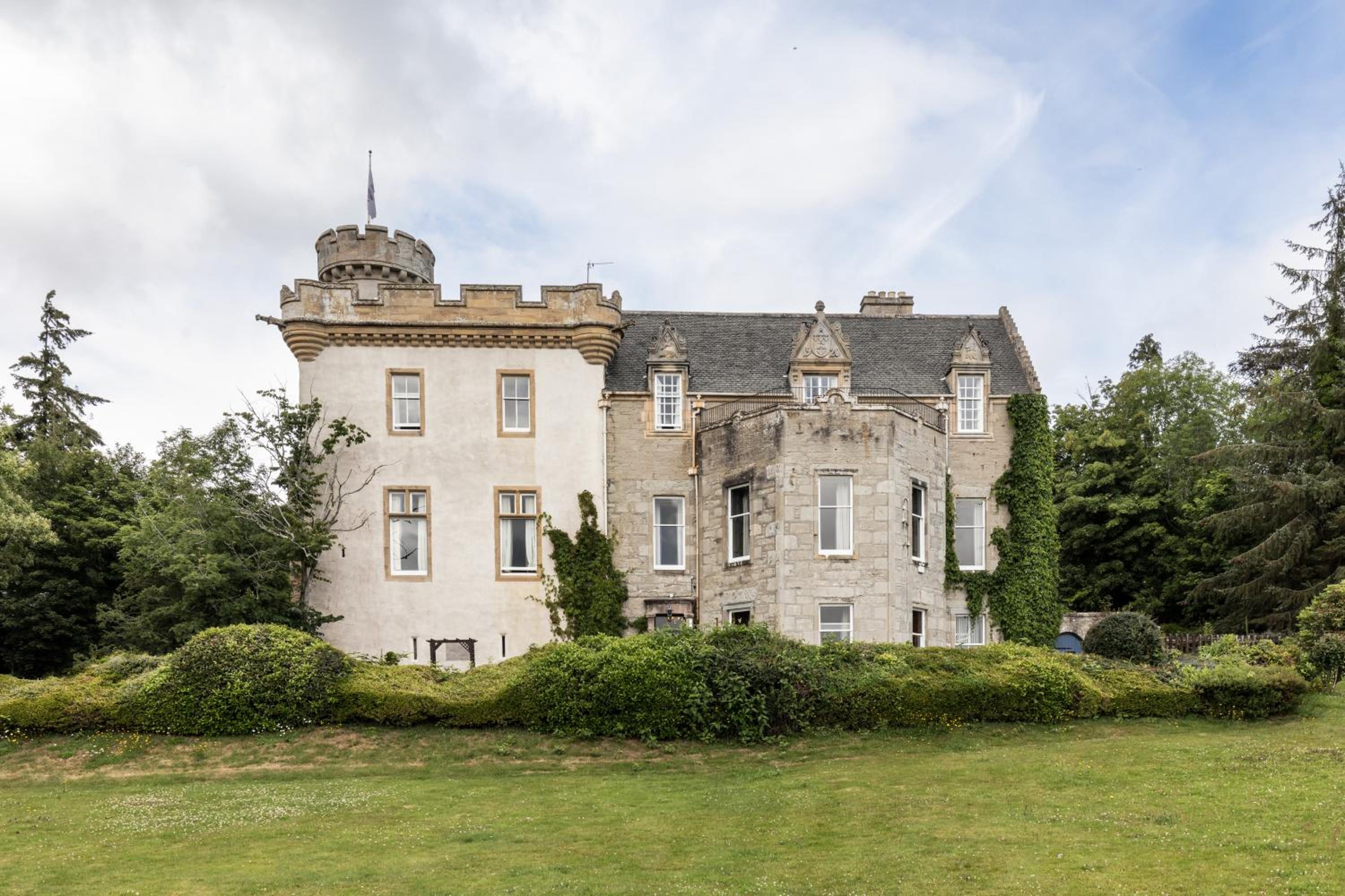 Hotel Tulloch Castle Hotel ‘A Bespoke Hotel’ - Image 1