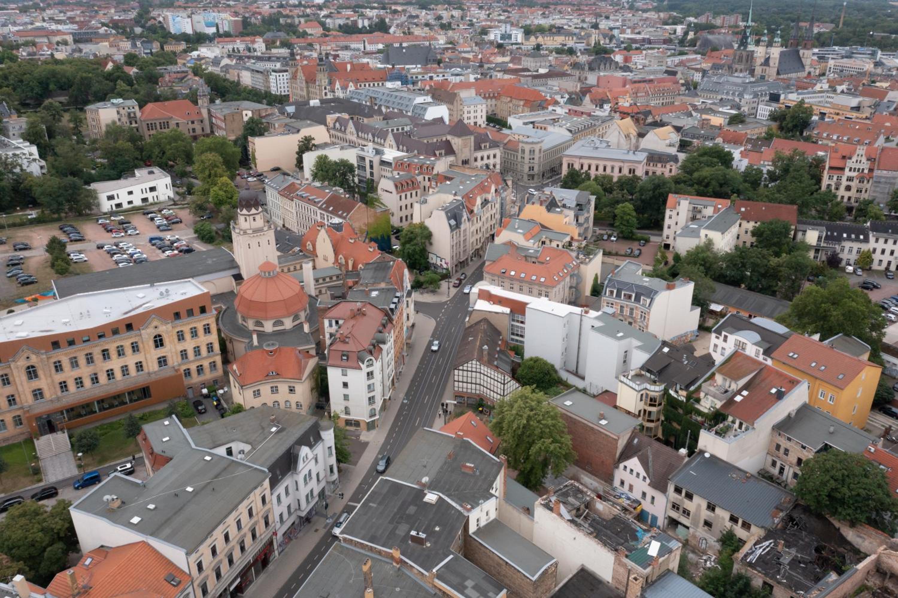 Room&Go: Zentral - Terrasse - Weber Grill