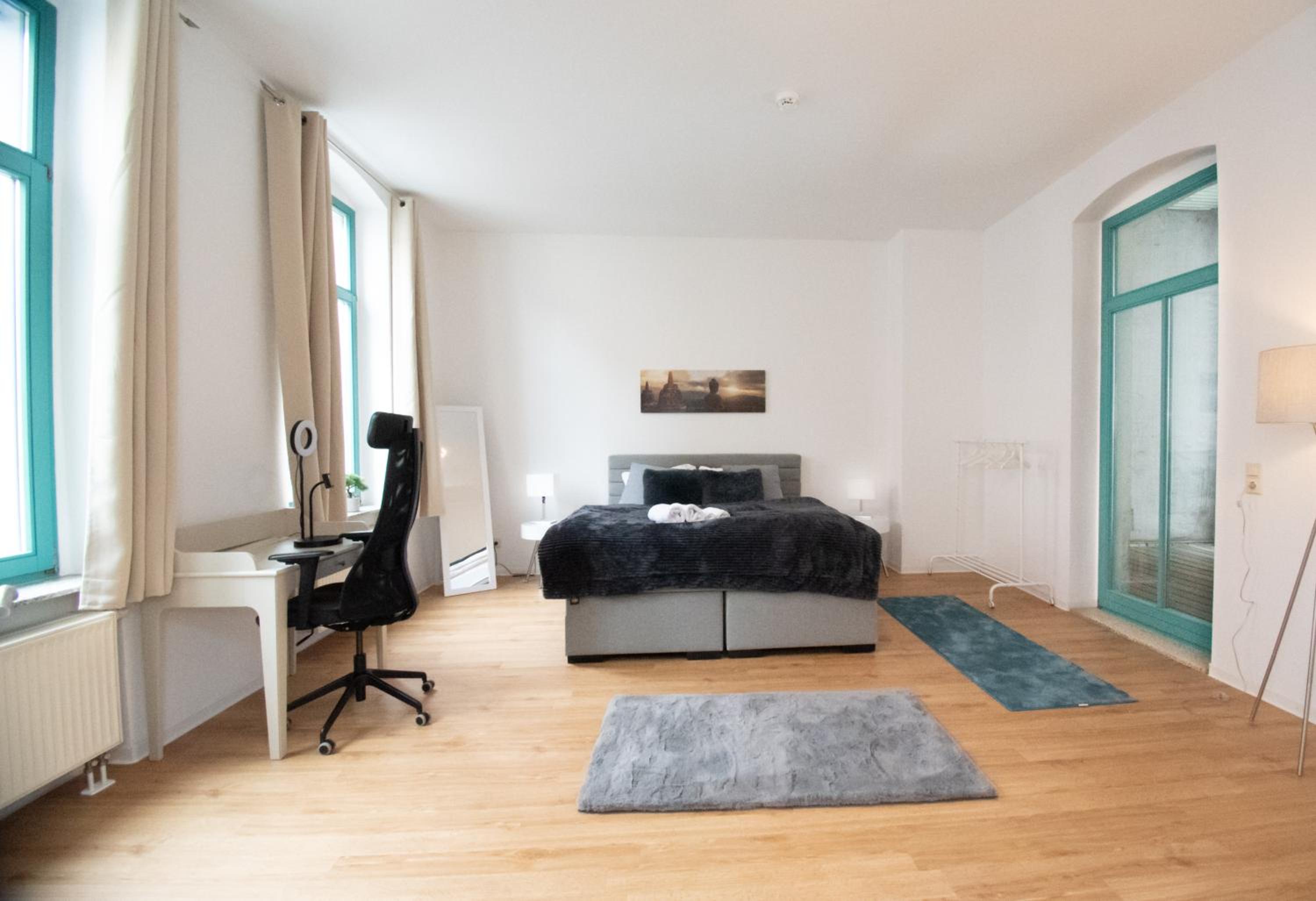 Room&Go: Zentral - Terrasse - Weber Grill