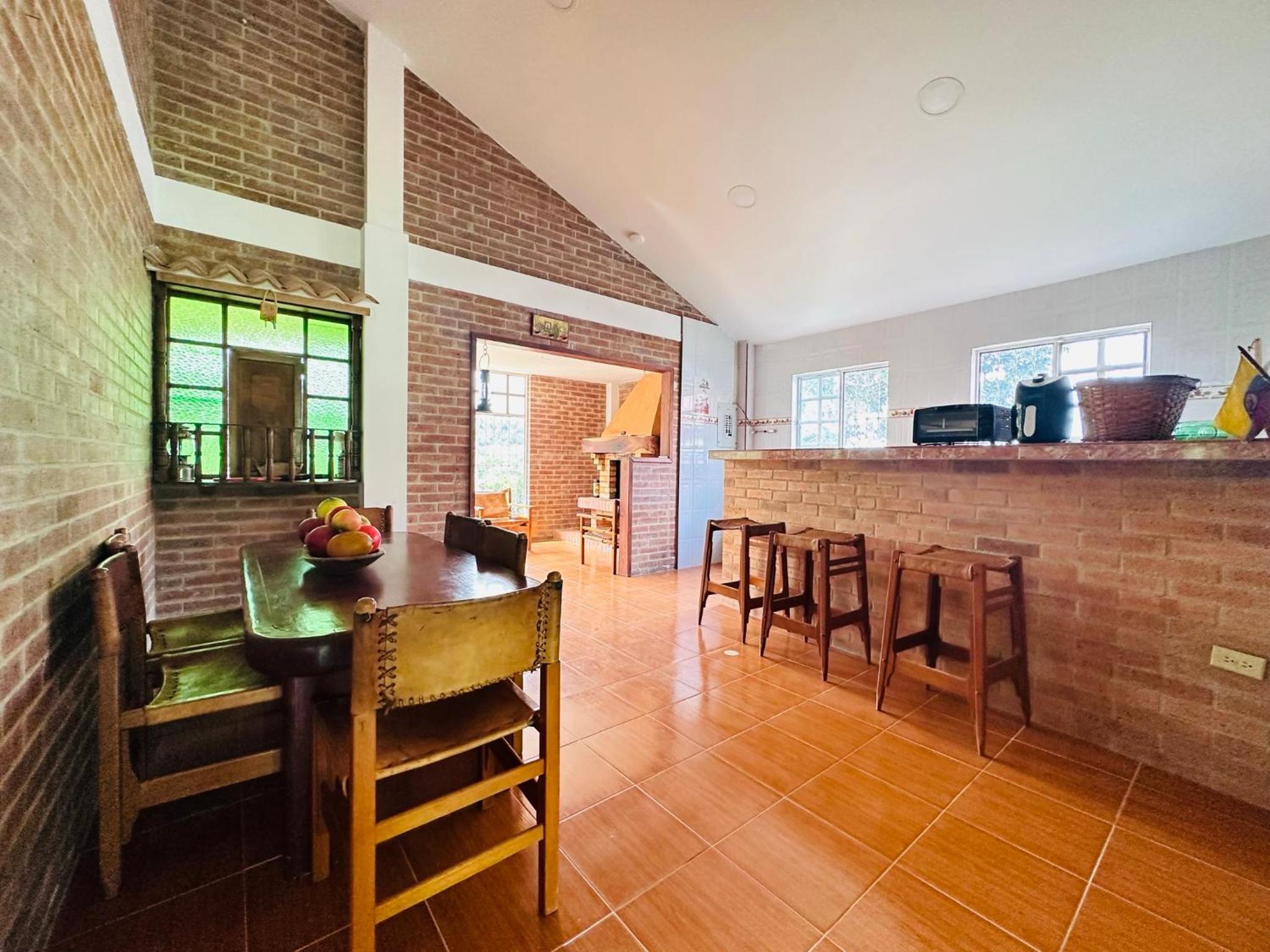 EL HATO HOME REST