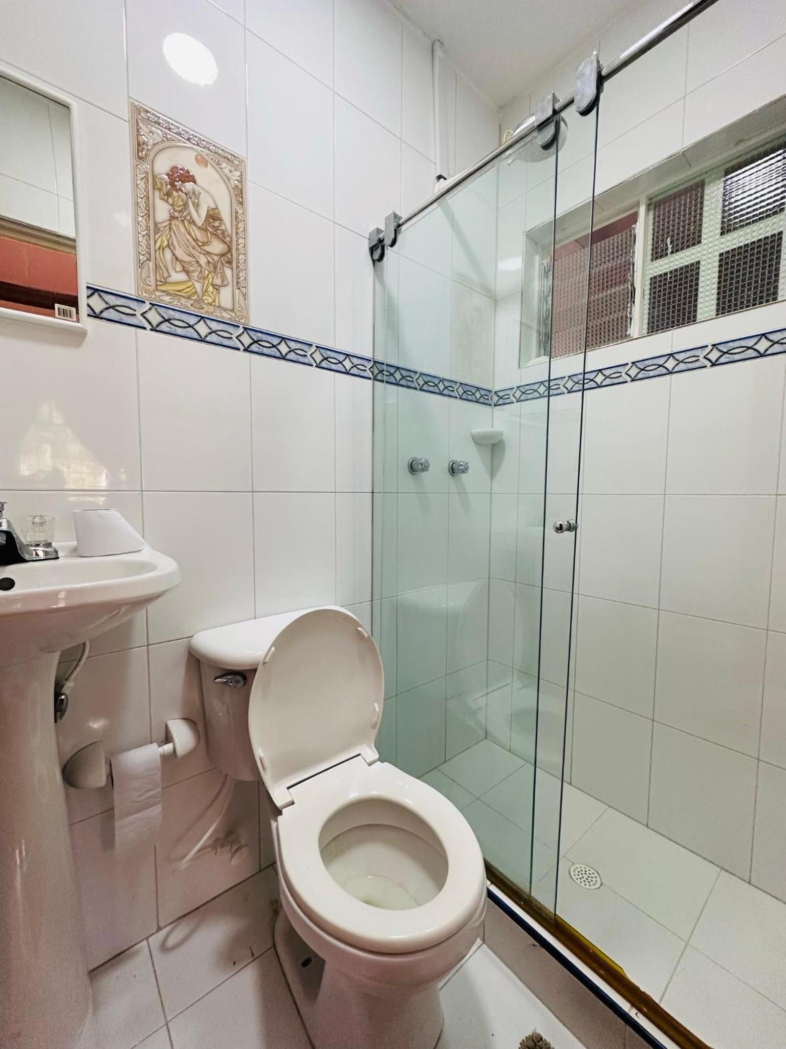 EL HATO HOME REST