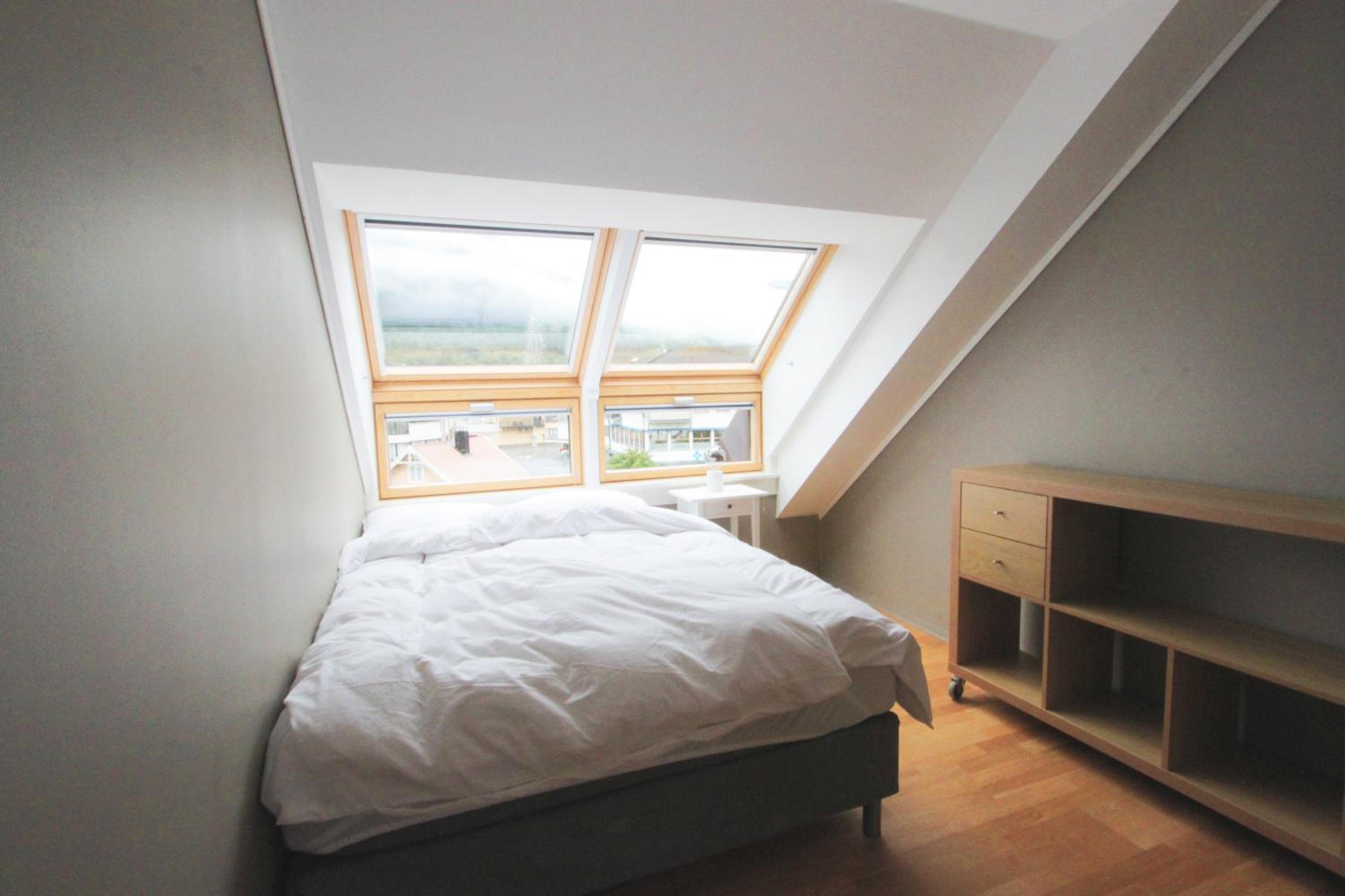 Beautiful apartment with 3 bedrooms view 3