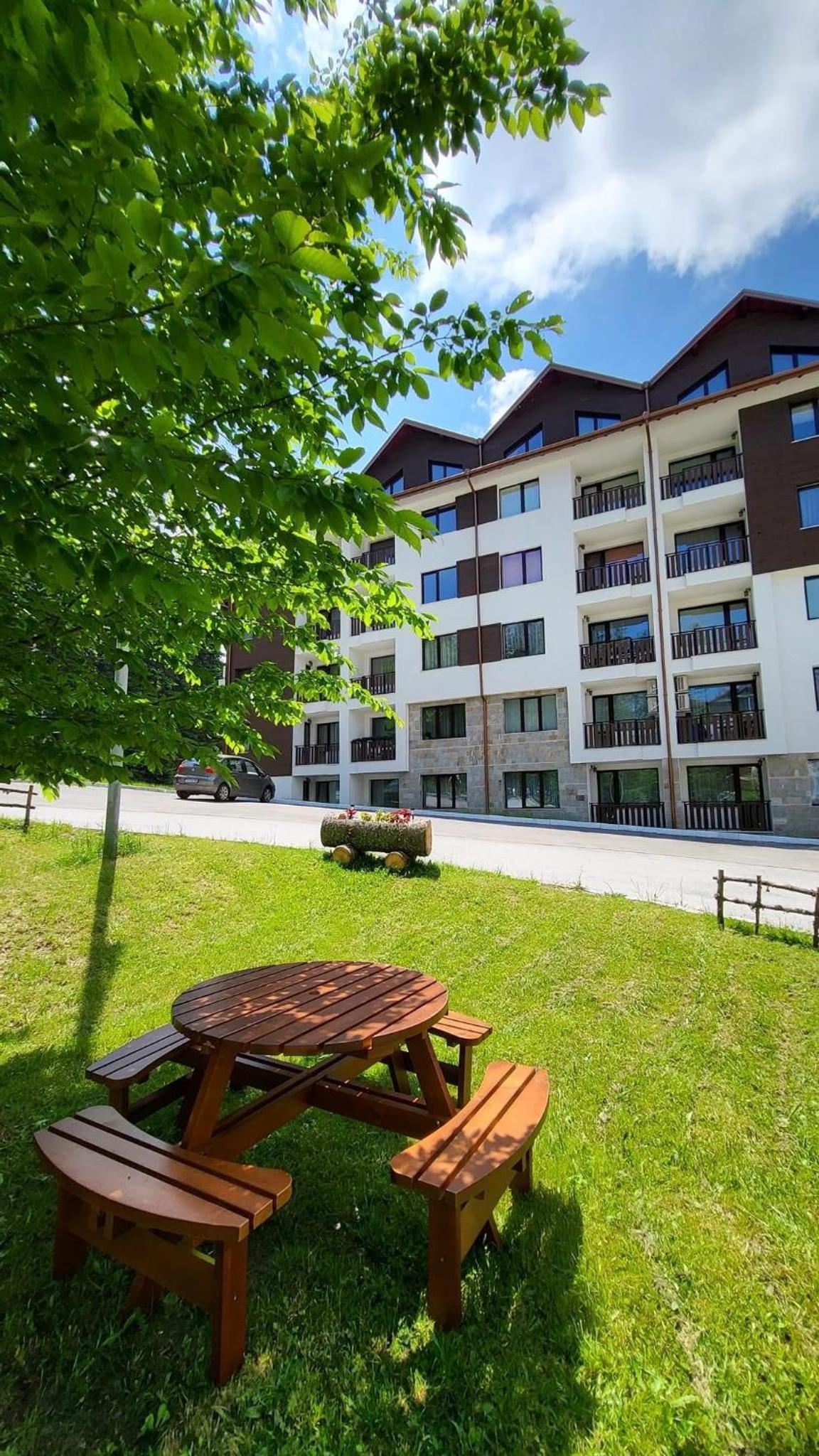 Borovets Gardens Apartments