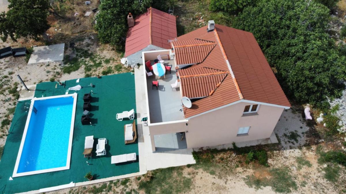 Vila Cicovac view 3