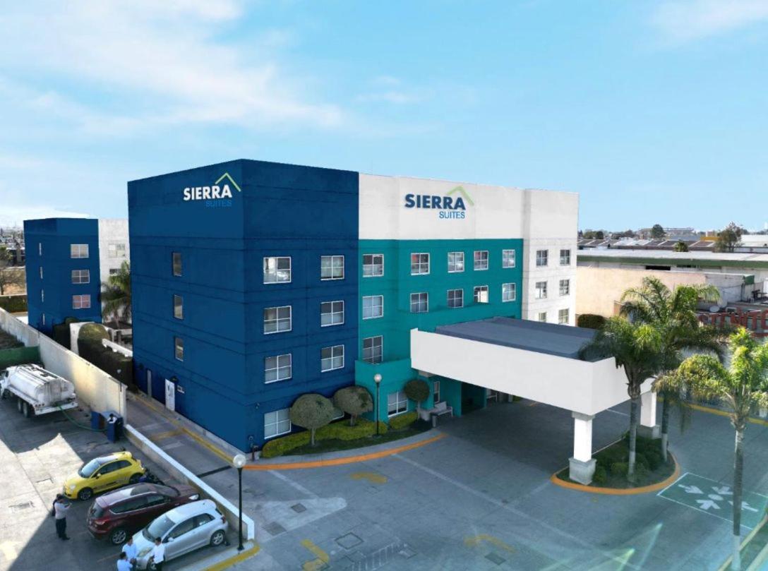 Hotel Sierra Suites By HP Hotels - Image 1