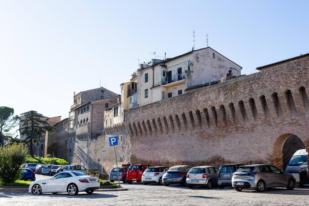 Casa dei quadri monolocale Jesi