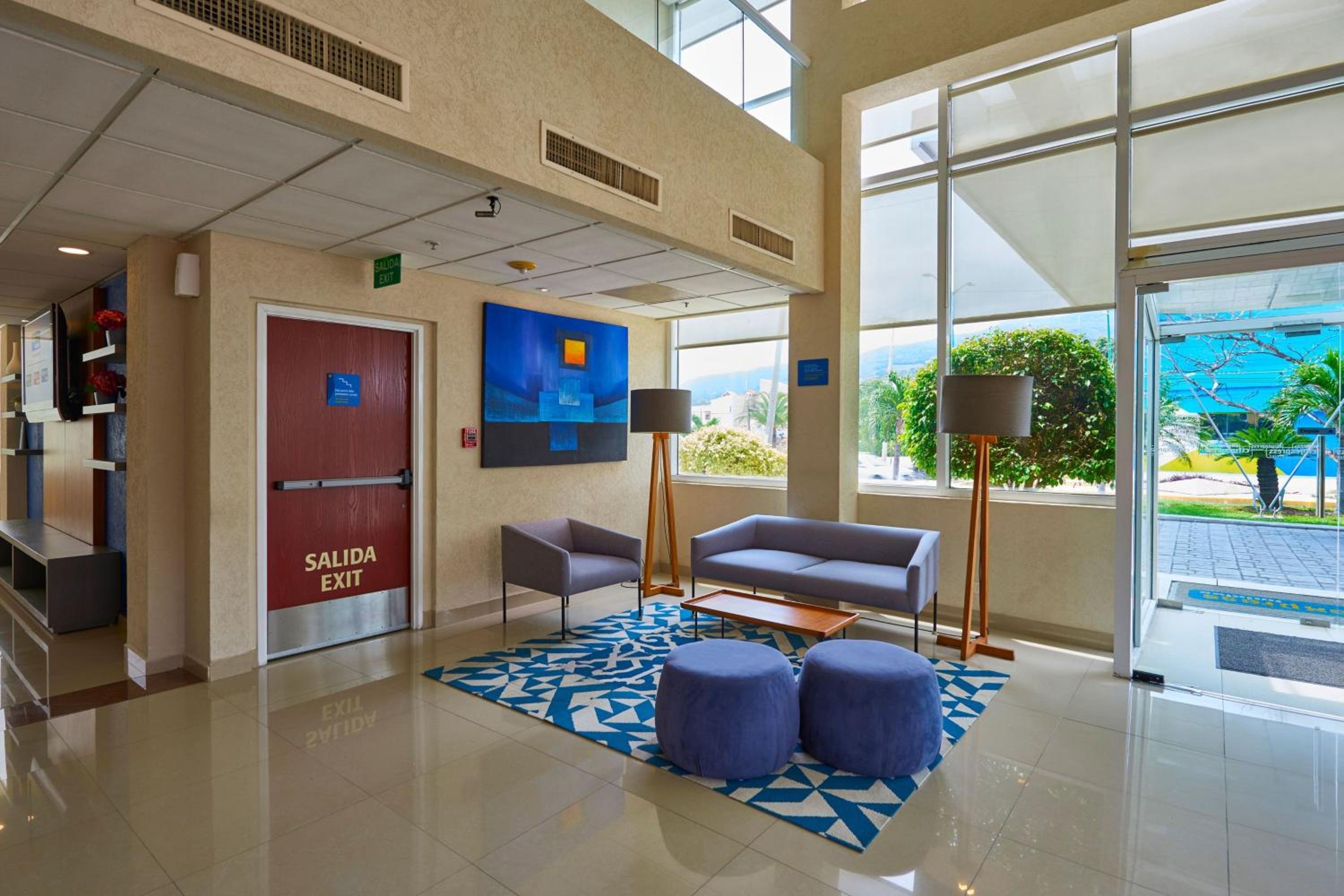 Tuxtla Gutierrez Vacations - City Express by Marriott Tuxtla Gutierrez - Property Image 2