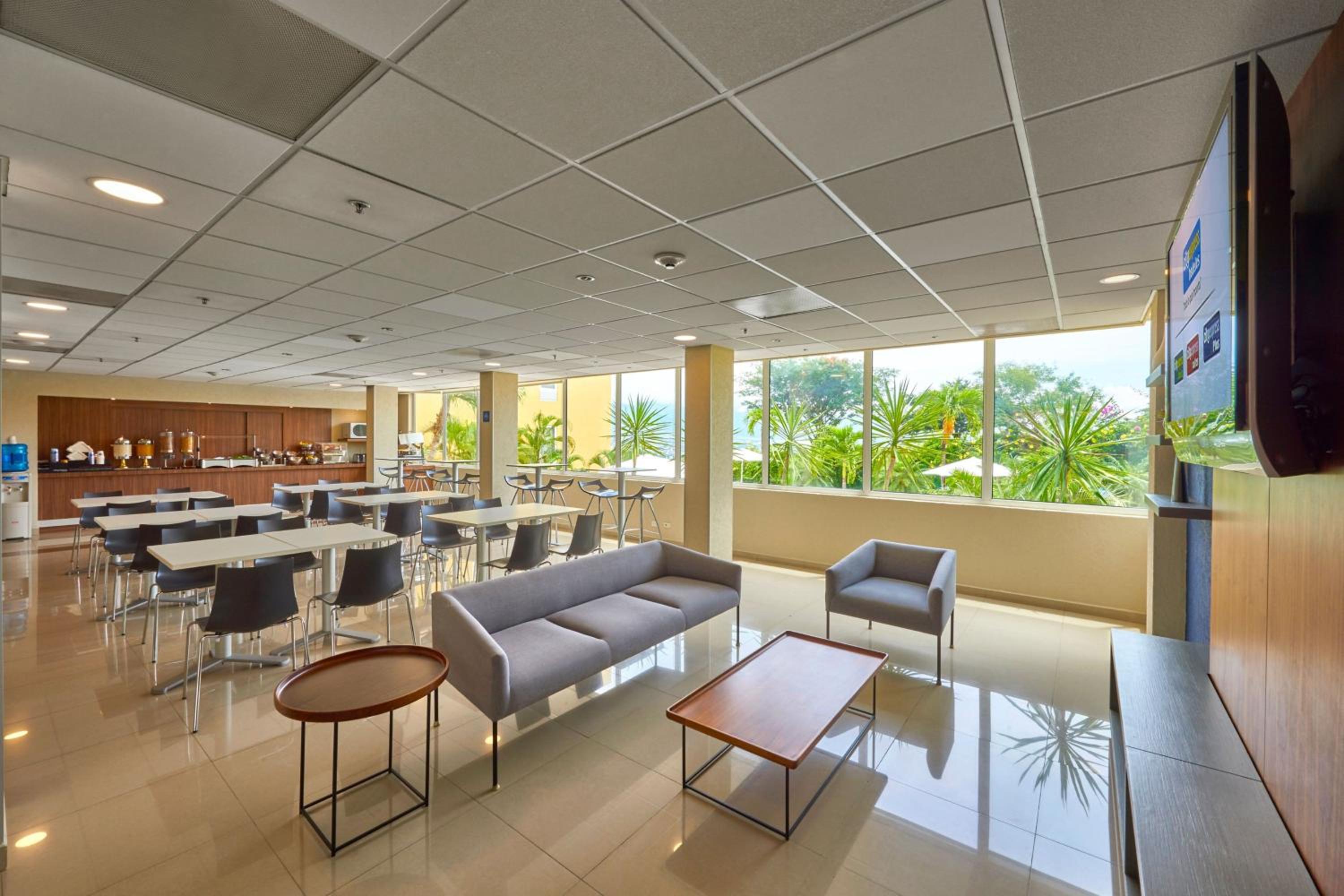 Tuxtla Gutierrez Vacations - City Express by Marriott Tuxtla Gutierrez - Property Image 3