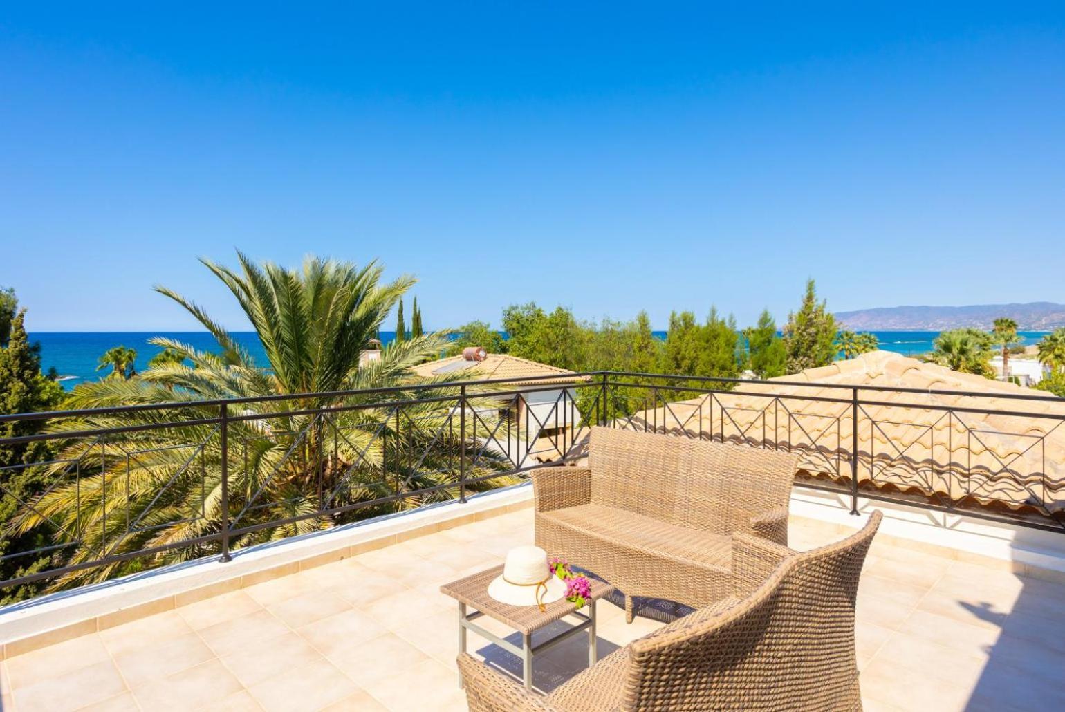 Villa Iliana view 5