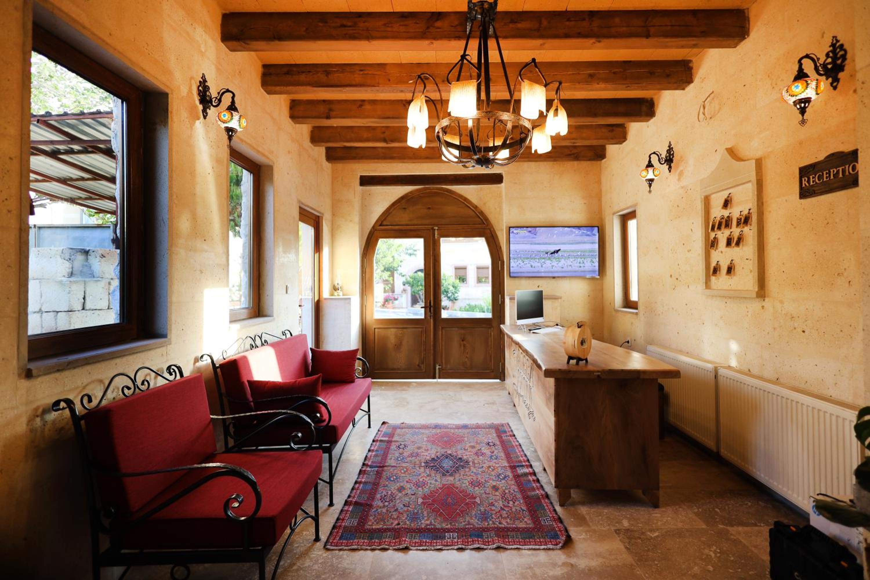 Rocca Stone House - Image 91