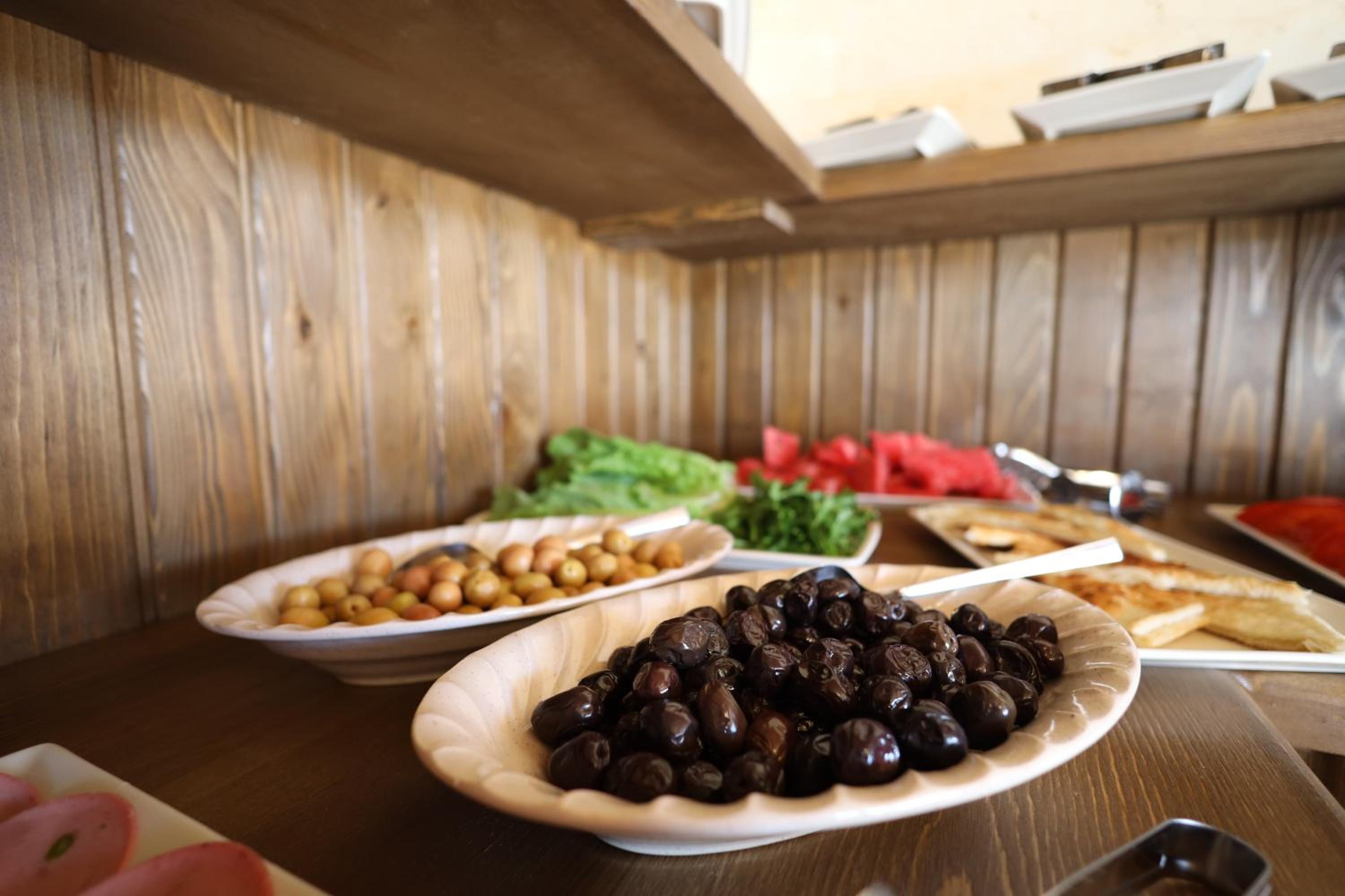 Rocca Stone House - Image 48