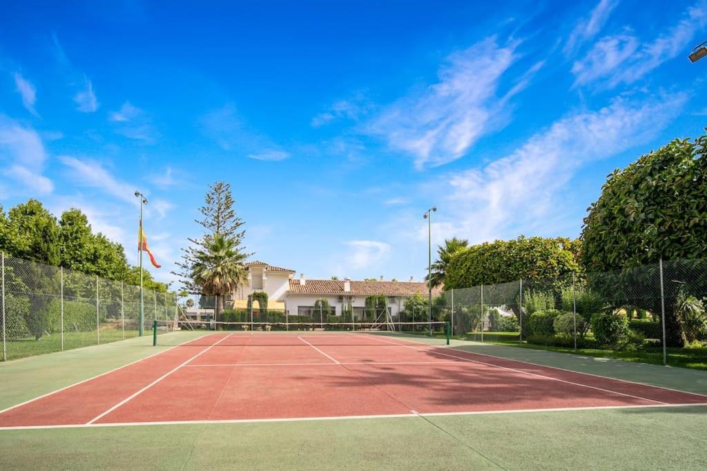 Unique 2 Br Apart in Golden Mile✺ Pool ✺ Parking view 2