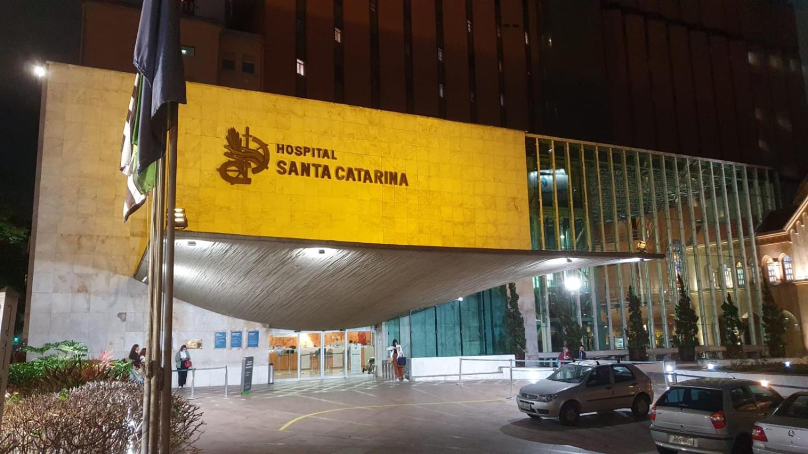 FLAT Paulista com varanda perto do Metrô