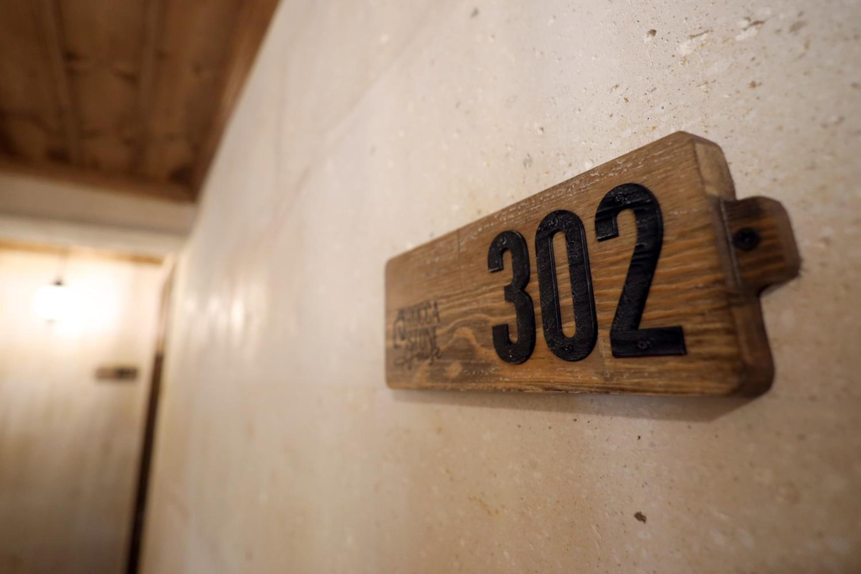 Rocca Stone House - Image 77