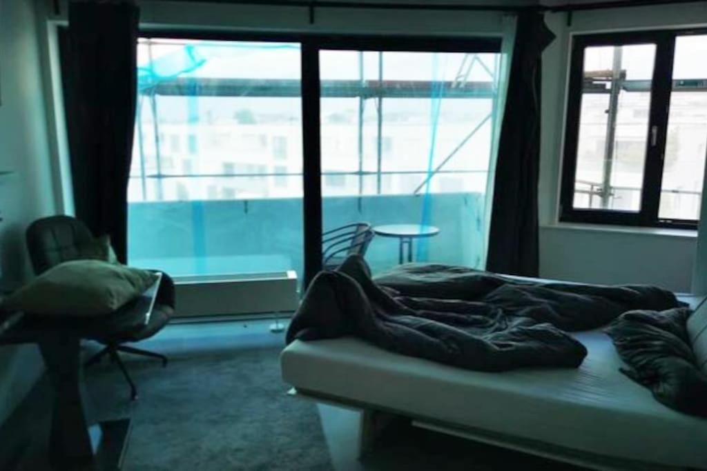 HH 06 by ROCKCHAIR - SUPERHOST Status - Modernes Apartment mit sonnigem Balkon & premium Boxspringbetten in Winterhude - Hamburg Top Geheimtipp