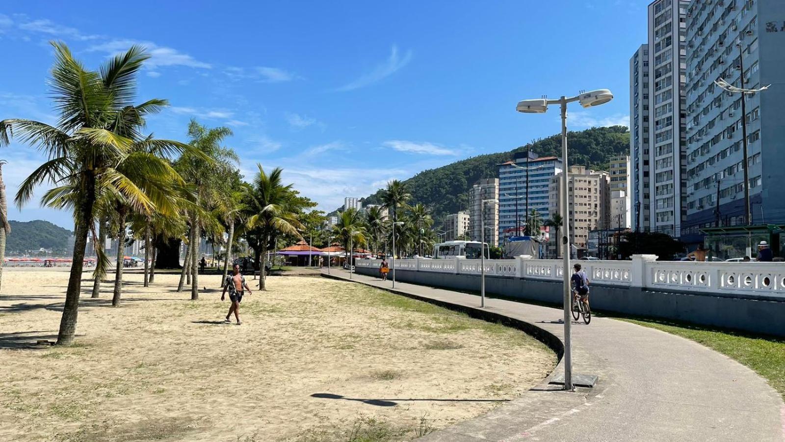 Apartamento em Santos 100m da praia