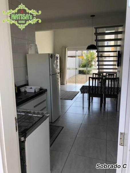 Sobrados aconchegante com piscina 