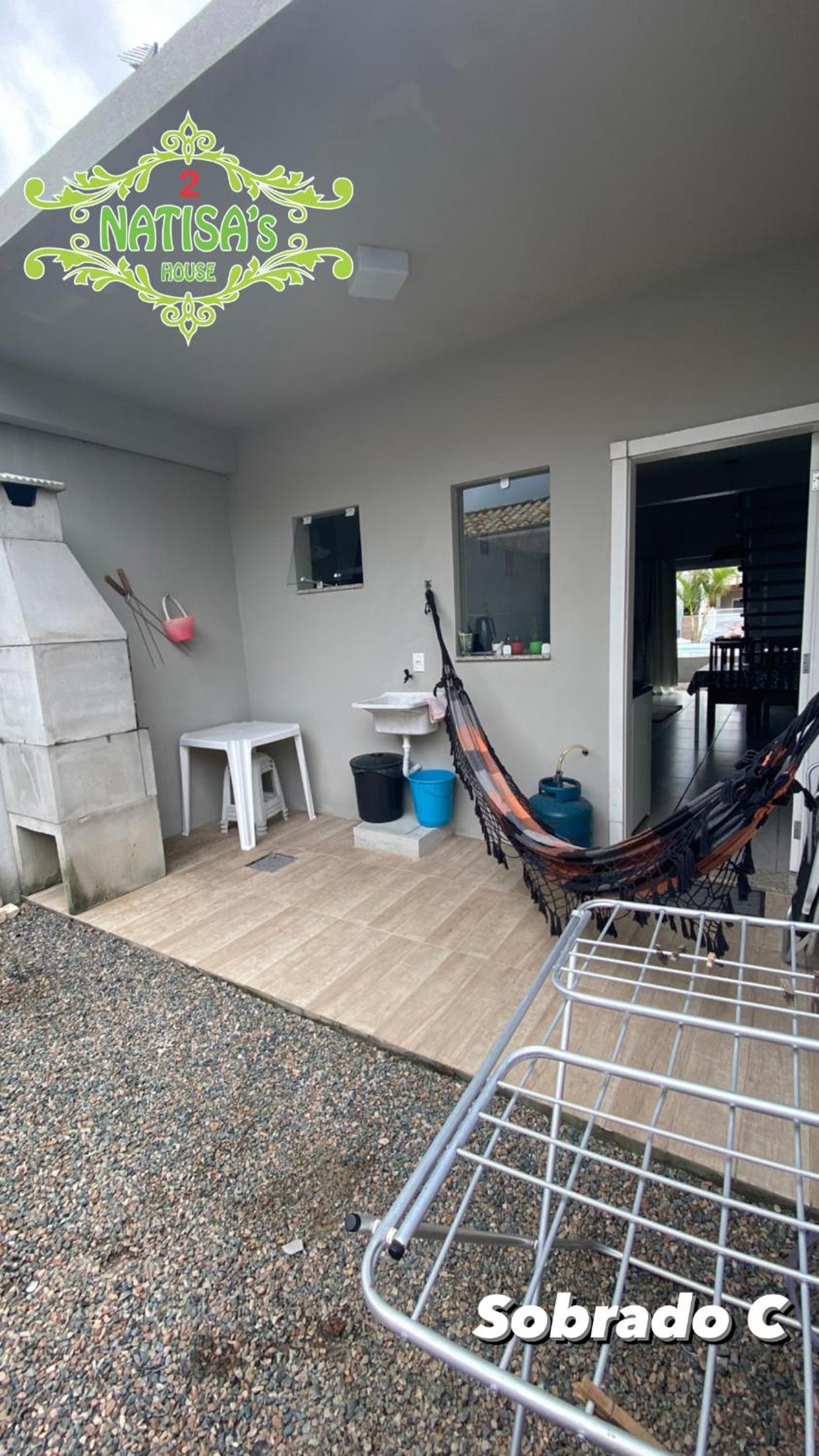Sobrados aconchegante com piscina 