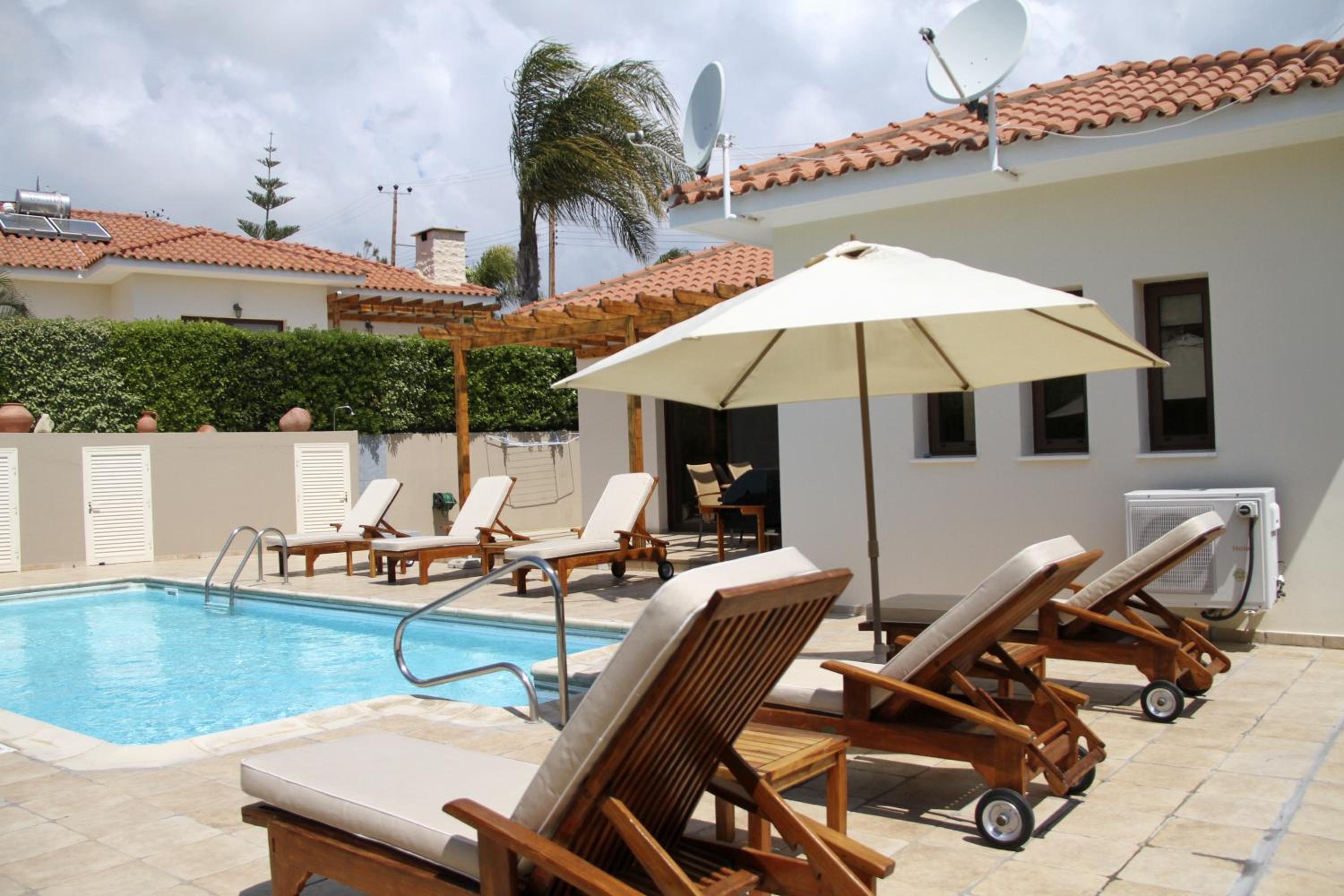 Eve Pissouri Xιnisteri Villa