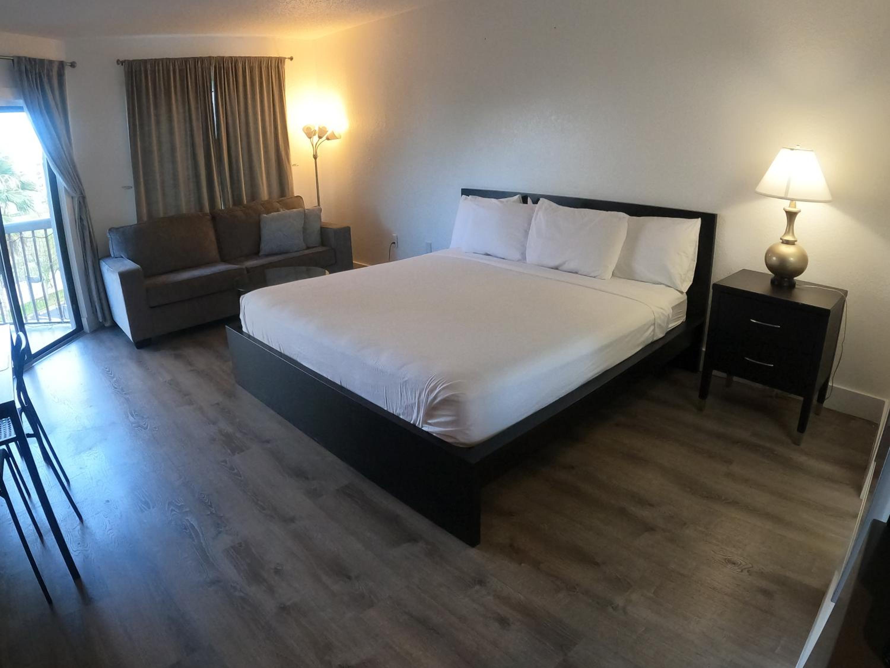 Cozy Condo on International Dr. Near Universal Studios