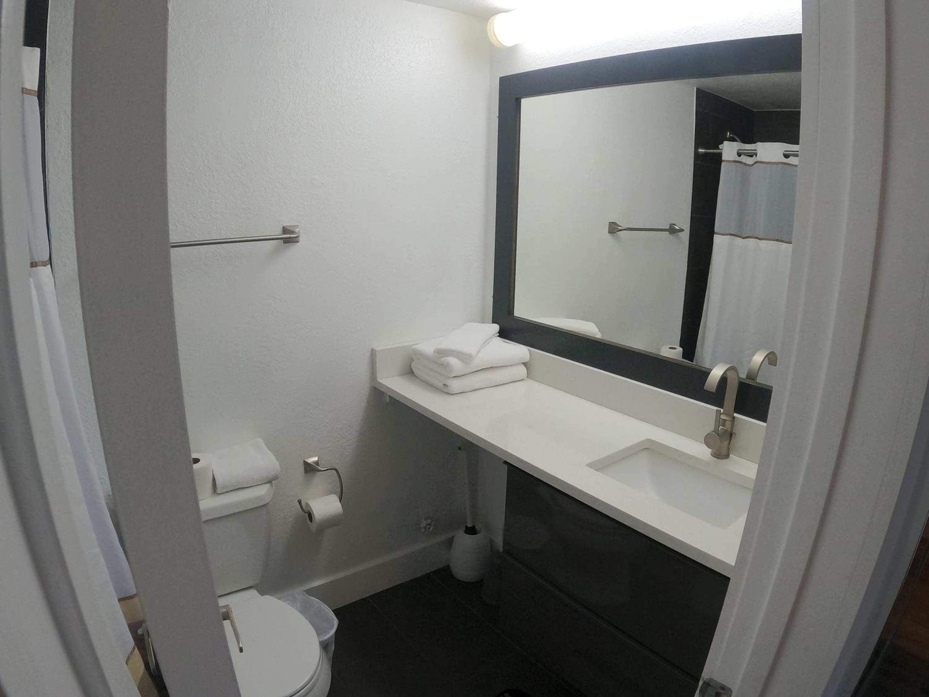 Cozy Condo on International Dr. Near Universal Studios