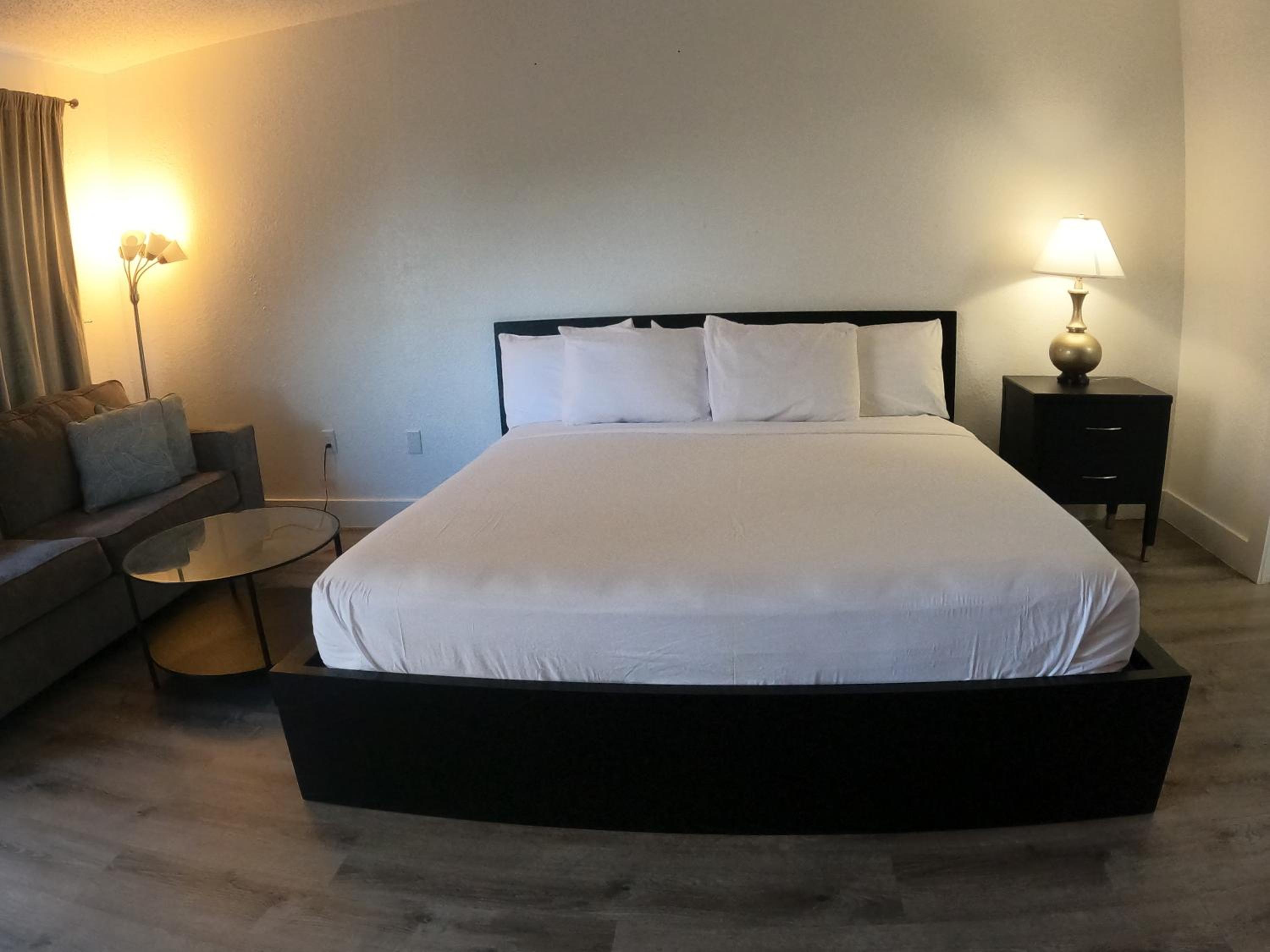 Cozy Condo on International Dr. Near Universal Studios