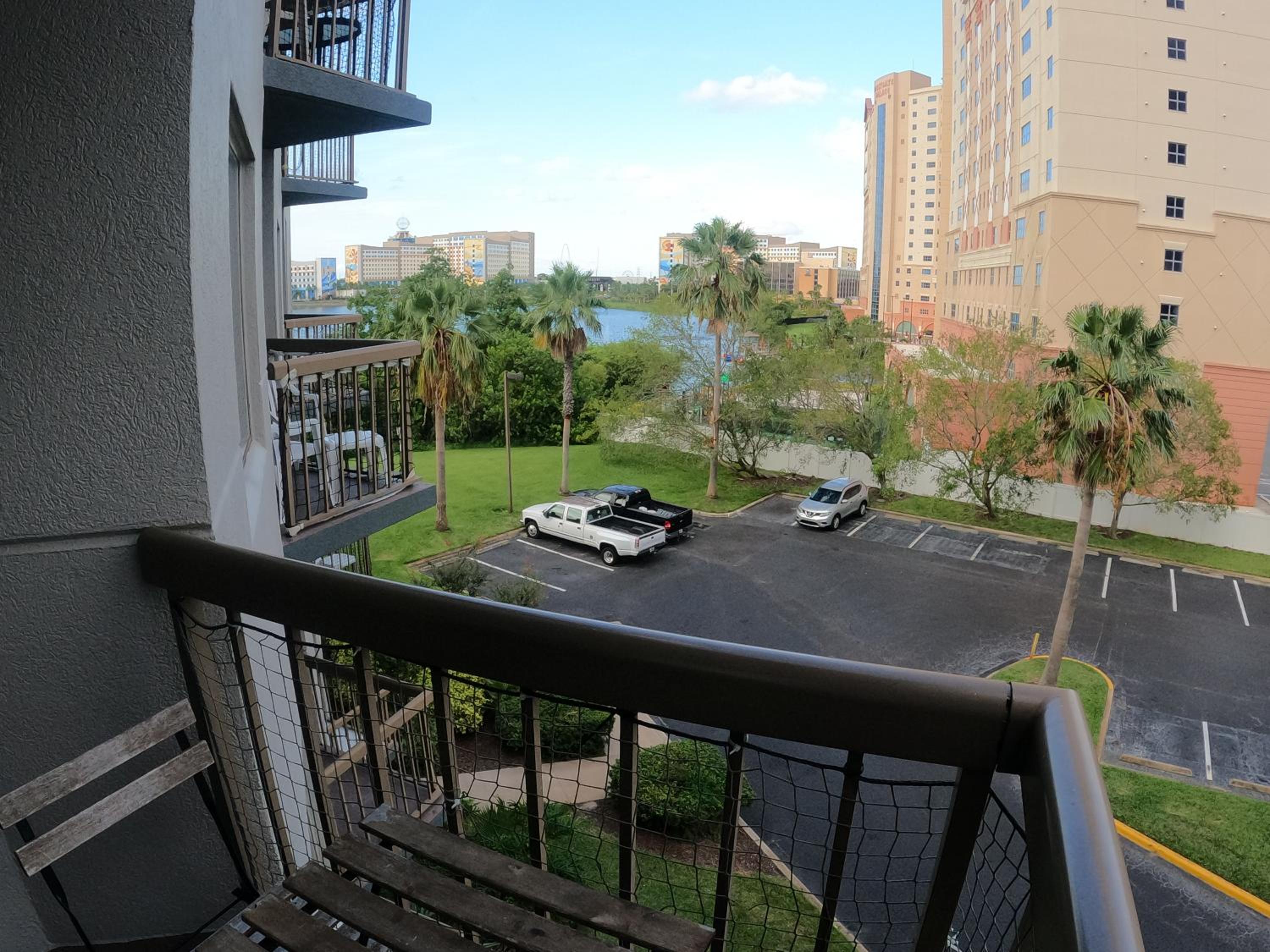 Cozy Condo on International Dr. Near Universal Studios