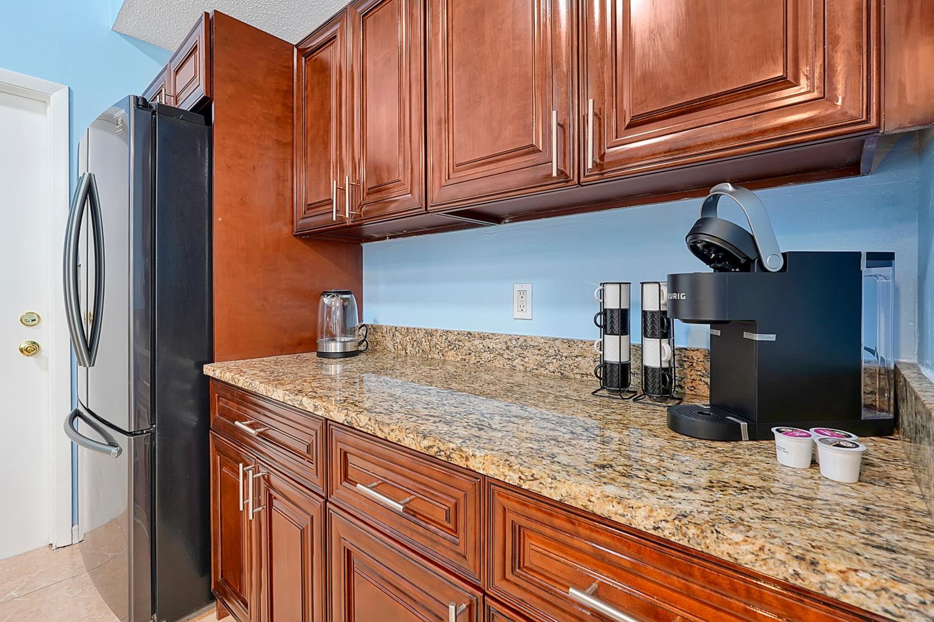Spacious 4-Bedroom Villa Near Disney World