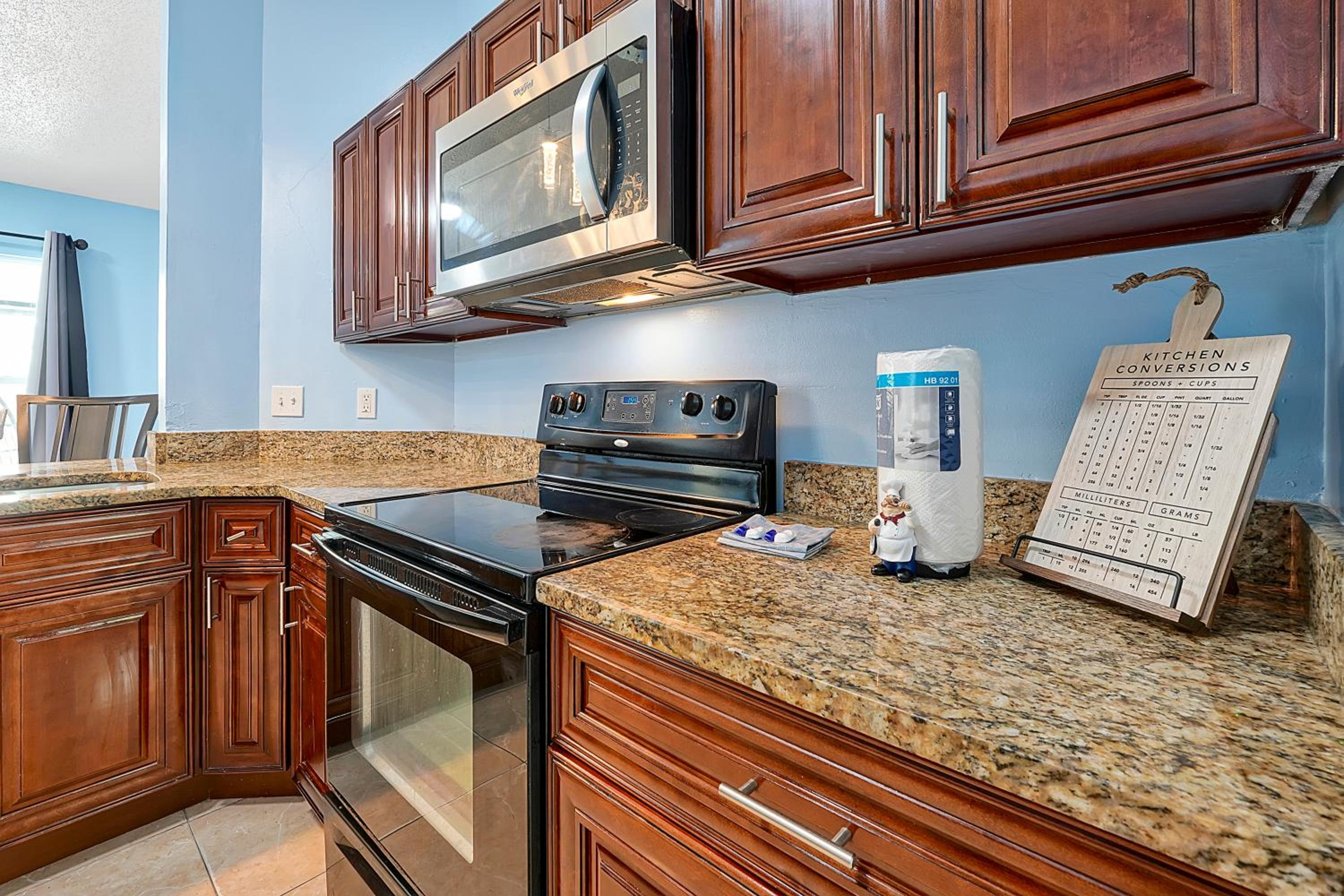 Spacious 4-Bedroom Villa Near Disney World
