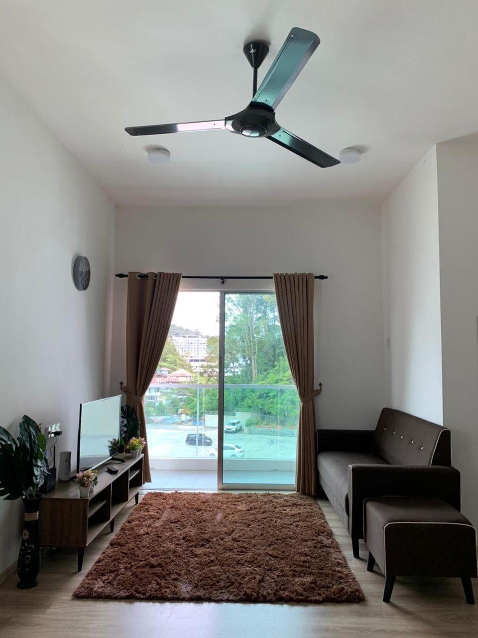 Aira Muslim's Homestay photo 3