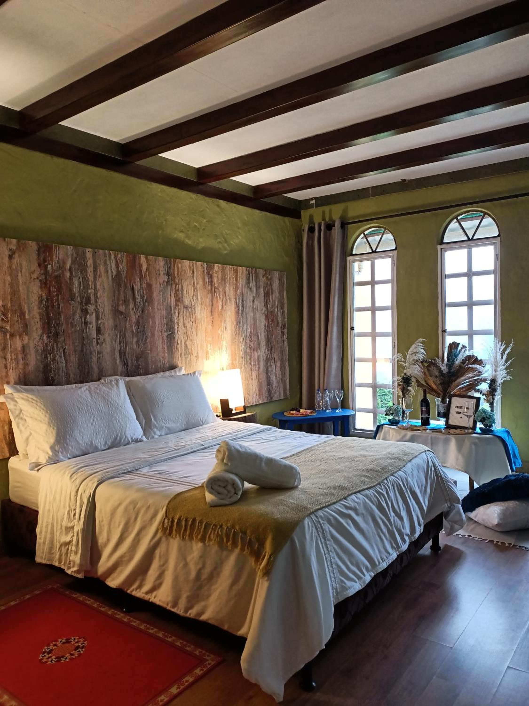 ANCESTRAL GLAMPING