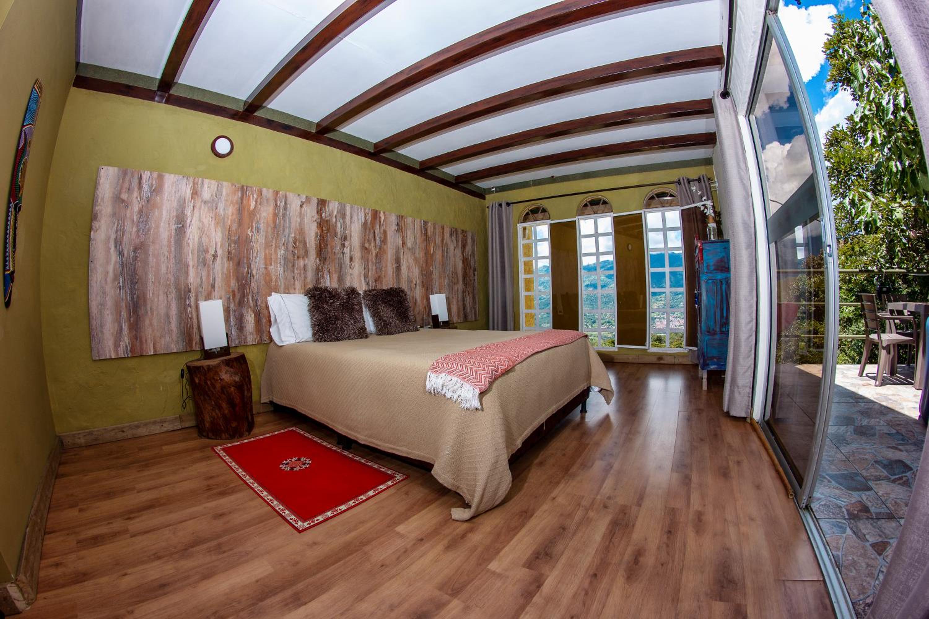 ANCESTRAL GLAMPING