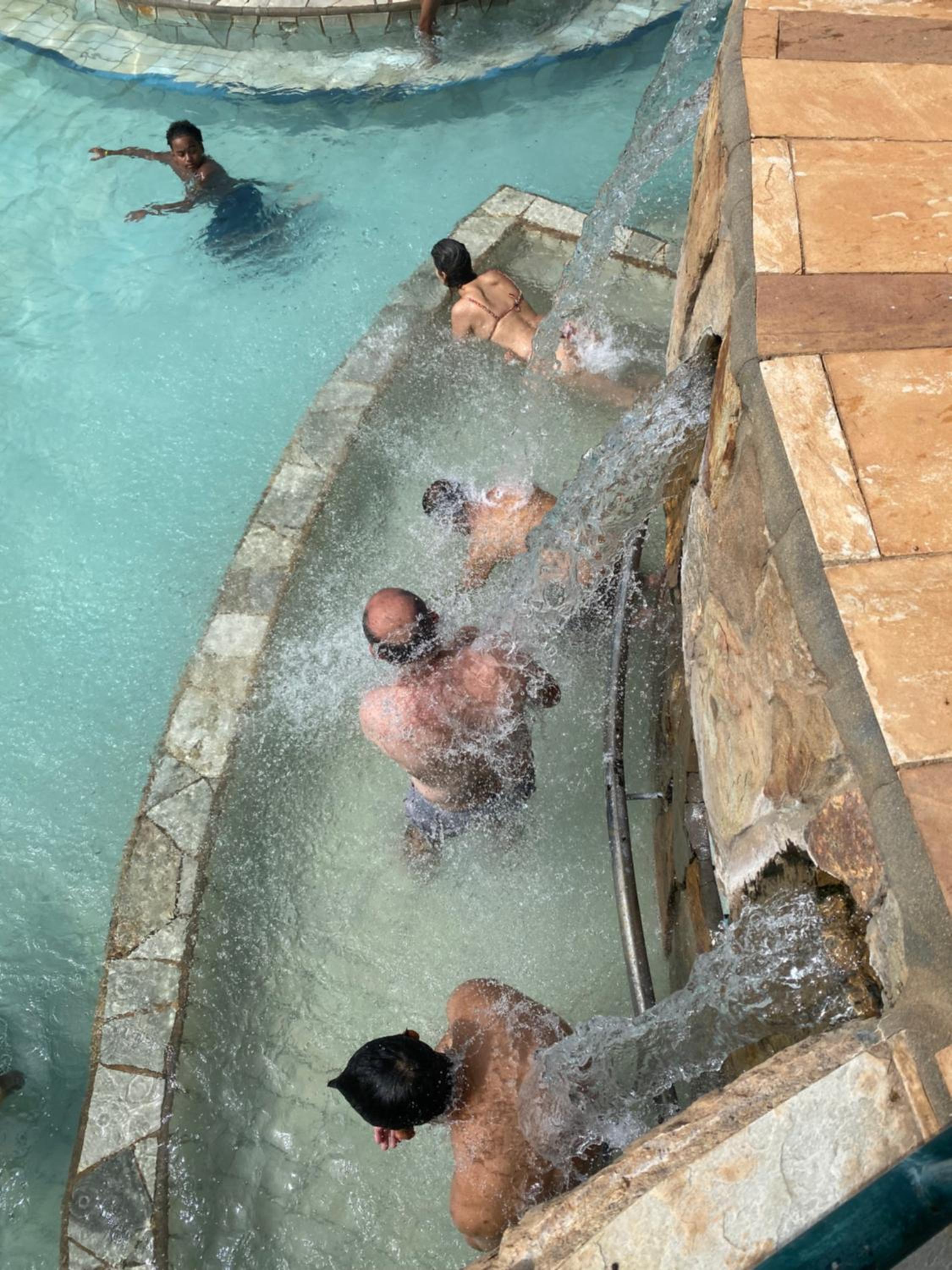 Piazza DiRoma Acqua Park- Parque aquático grátis