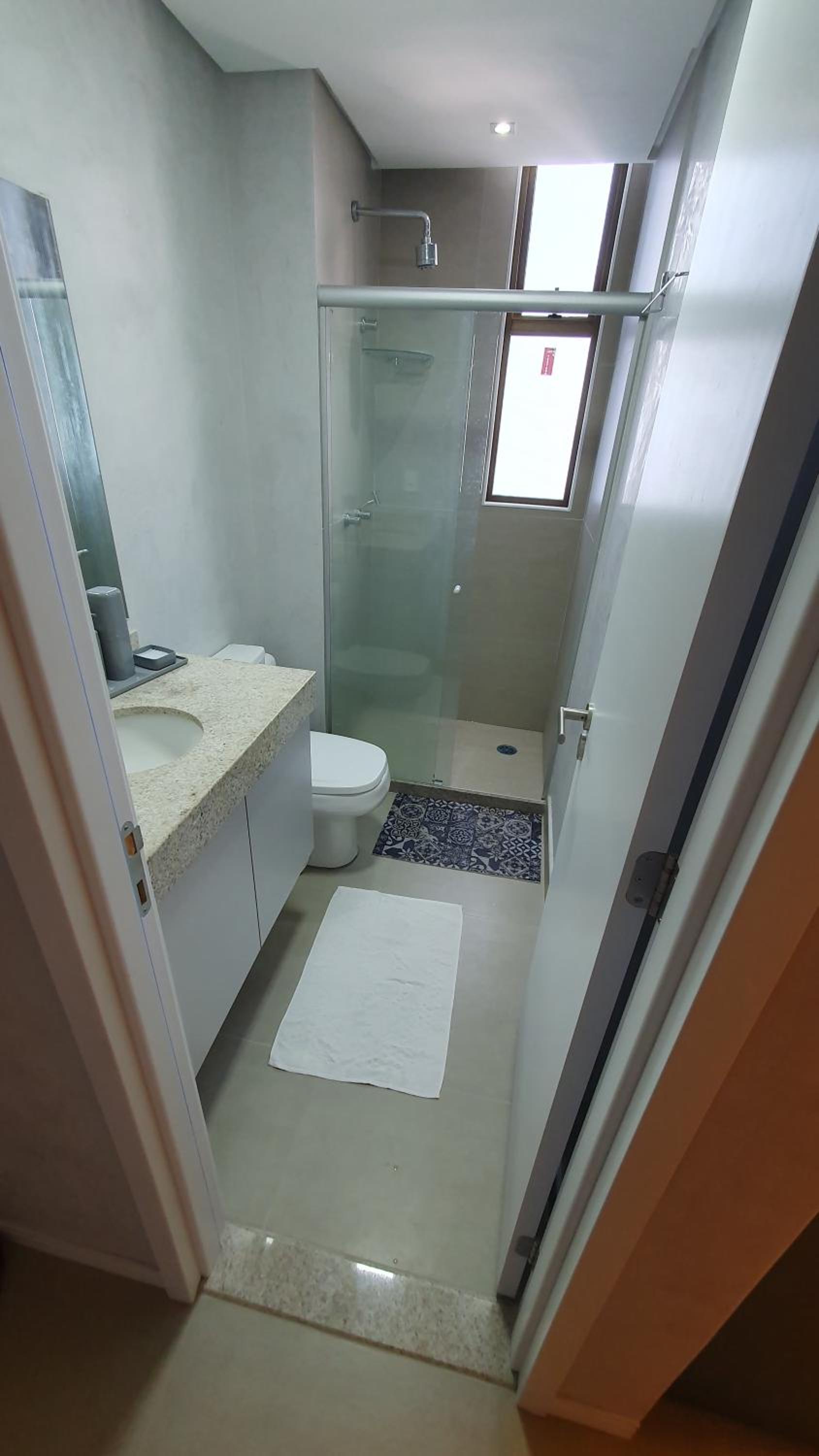 Flat em Boa Viagem - Edifício Rooftop 470 en Recife — bathroom