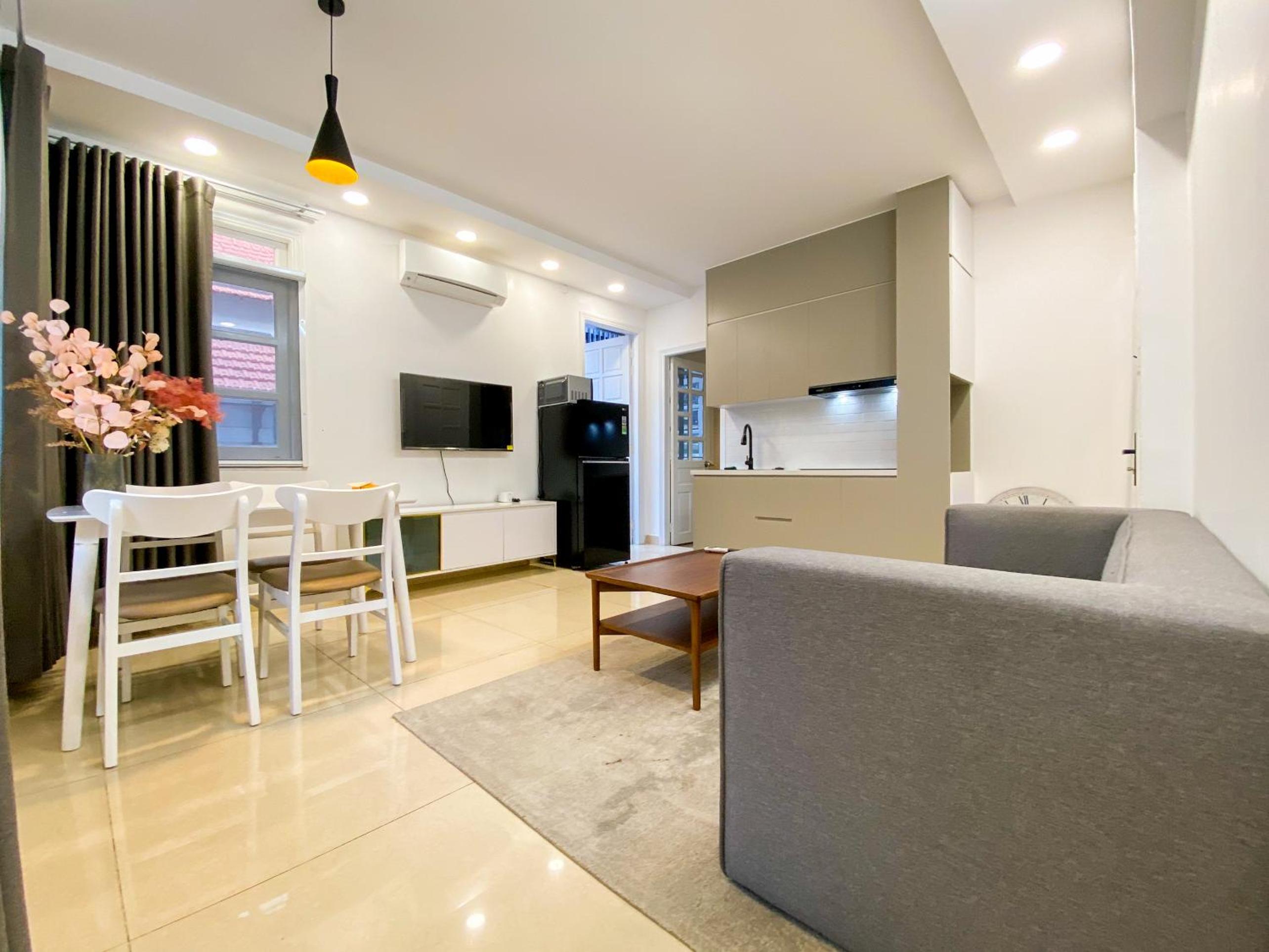 Zeus Living - Room in Villas An Phu